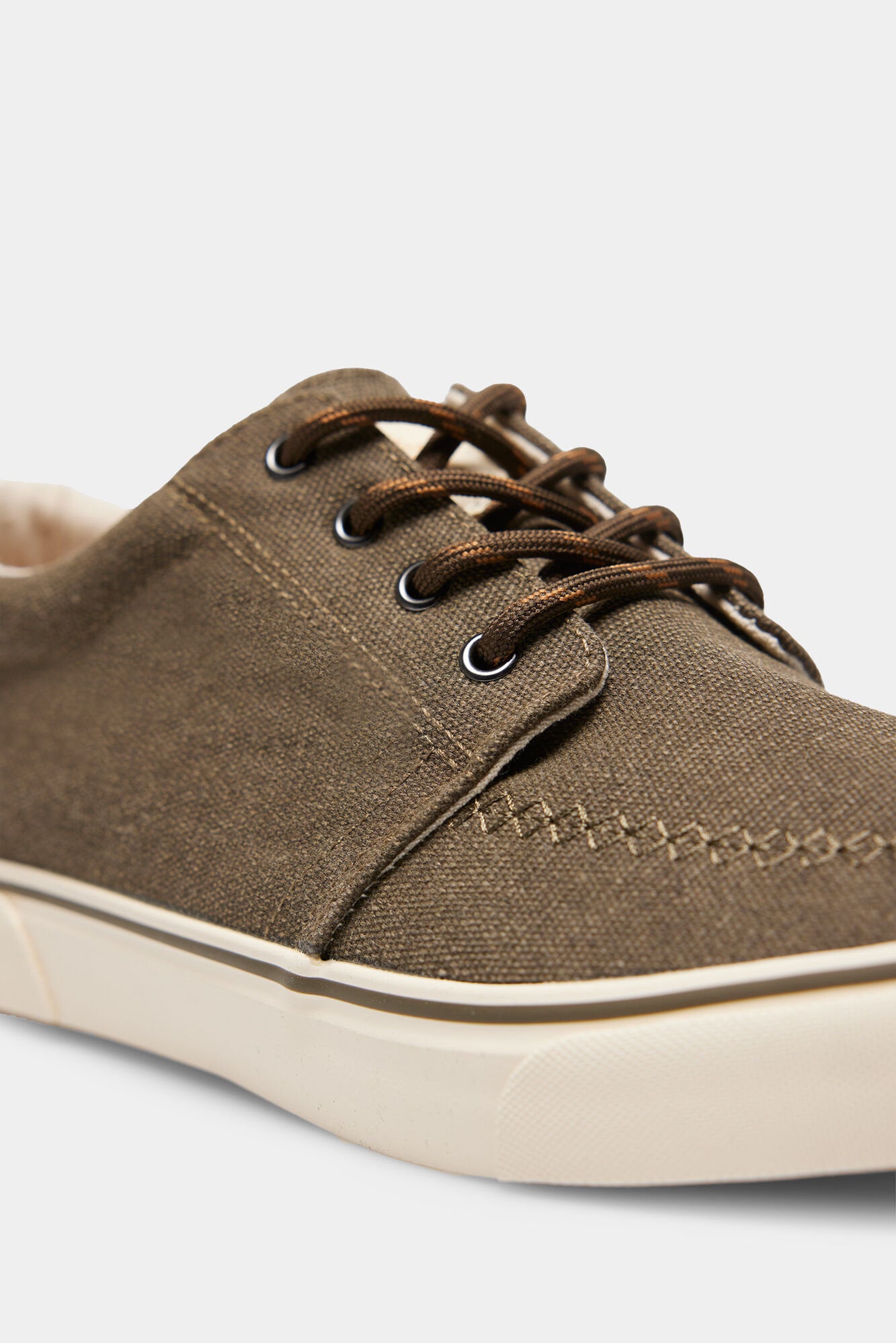 Multi Color Lace Up Trainers_2997588_20_08