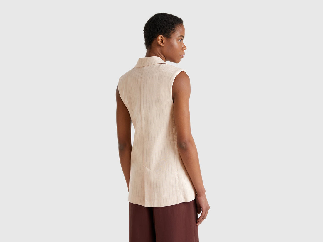 Benetton_Long Pinstriped Vest_29KBDJ00W_901_02