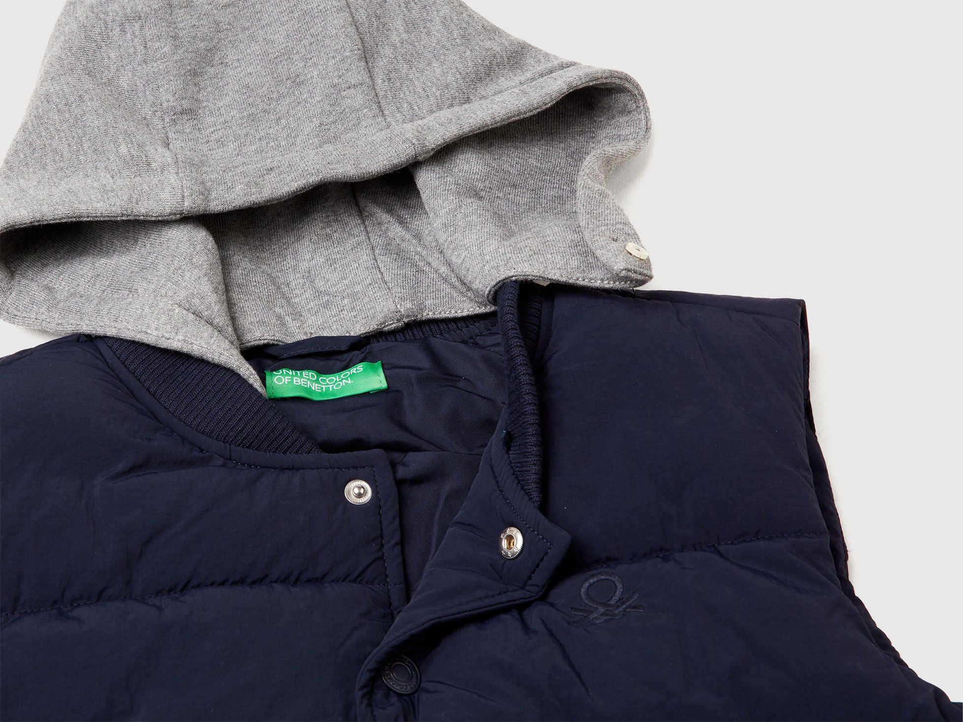 Benetton_Dark Blue_Padded Vest with Removable Hood_2IGGCJ012_016_03