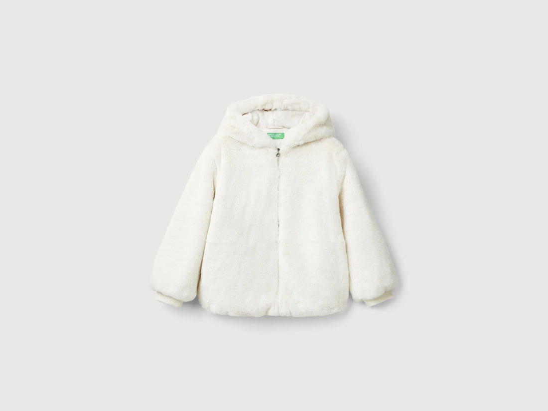 Benetton_Creamy White_Jacket in Faux Fur_2Q6TCN05E_0R2_01