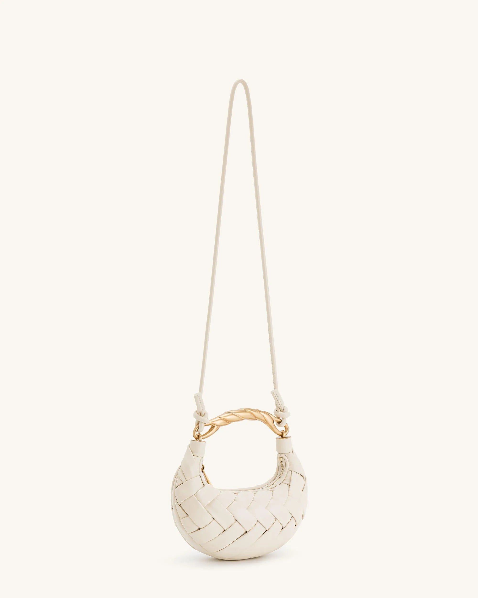 JW PEI_White_Orla Weave Handbags_2T38-21_White_04