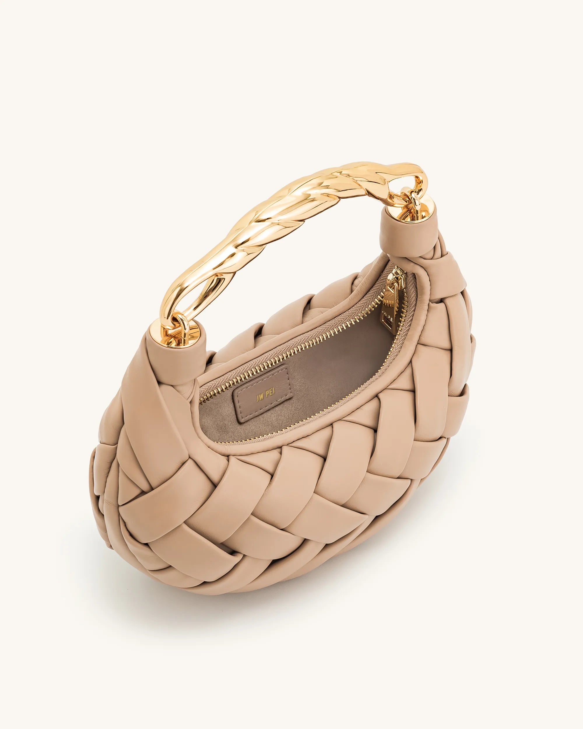 JW PEI_Almond_Orla Weave HandBags_2T38-32_Almond_04