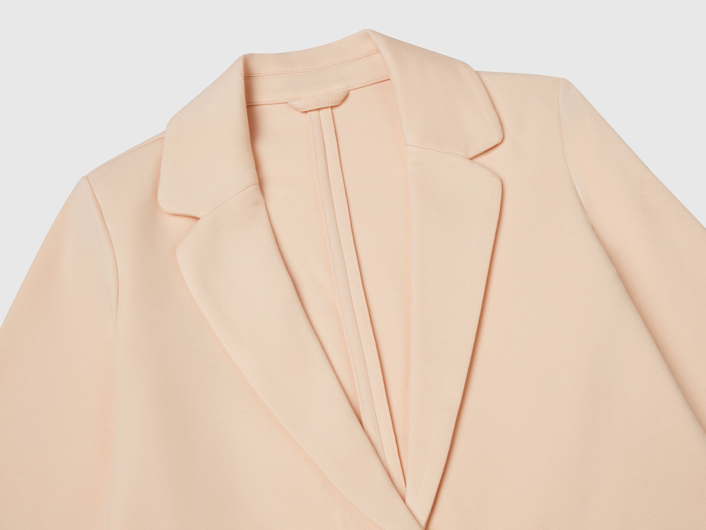 Benetton_Elegant Long Blazer_2U7FCW00I_901_03