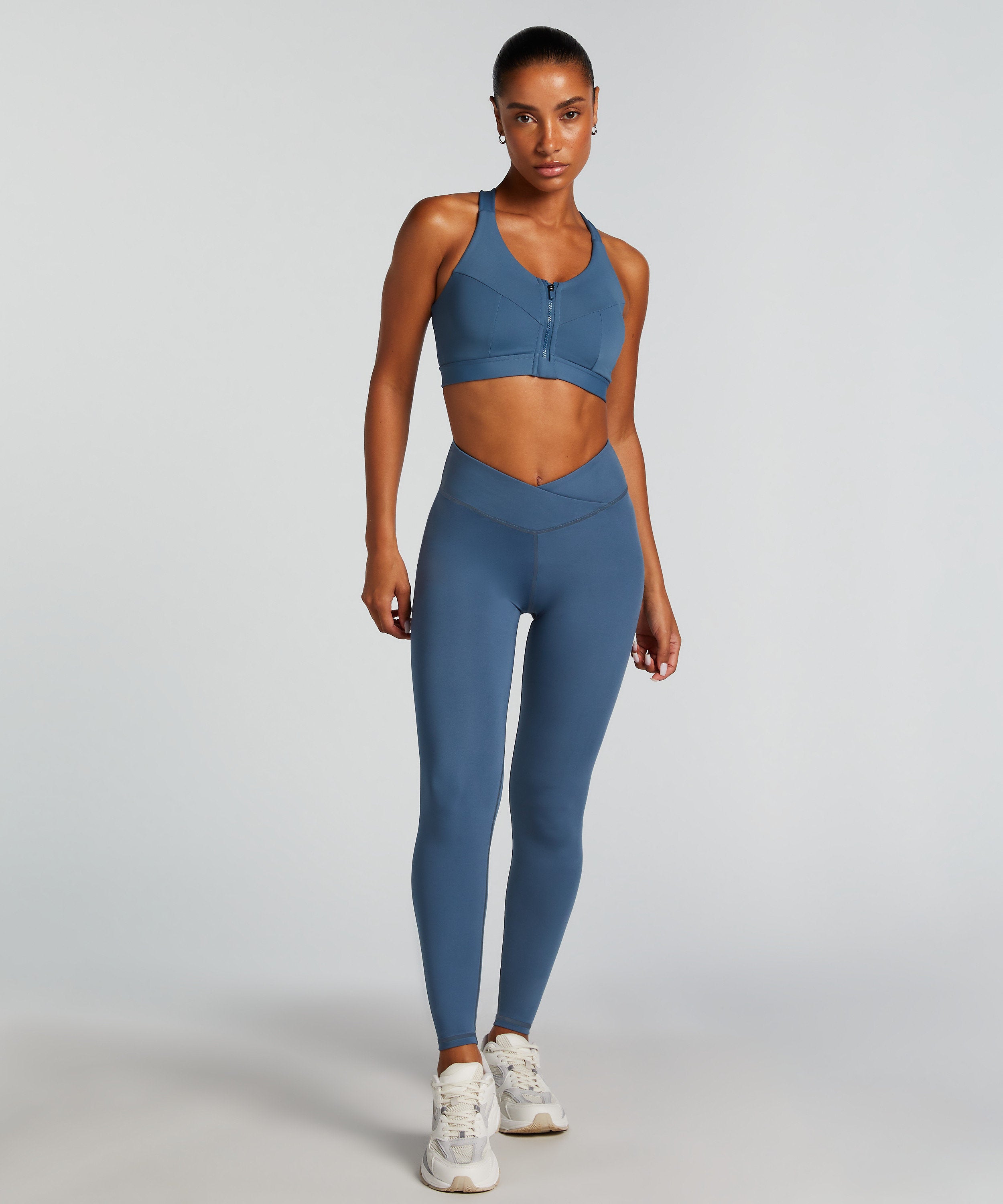 HKMX Sports Bra The Pro Level 3 in Different Cup Sizes_300018_Oceanview_03