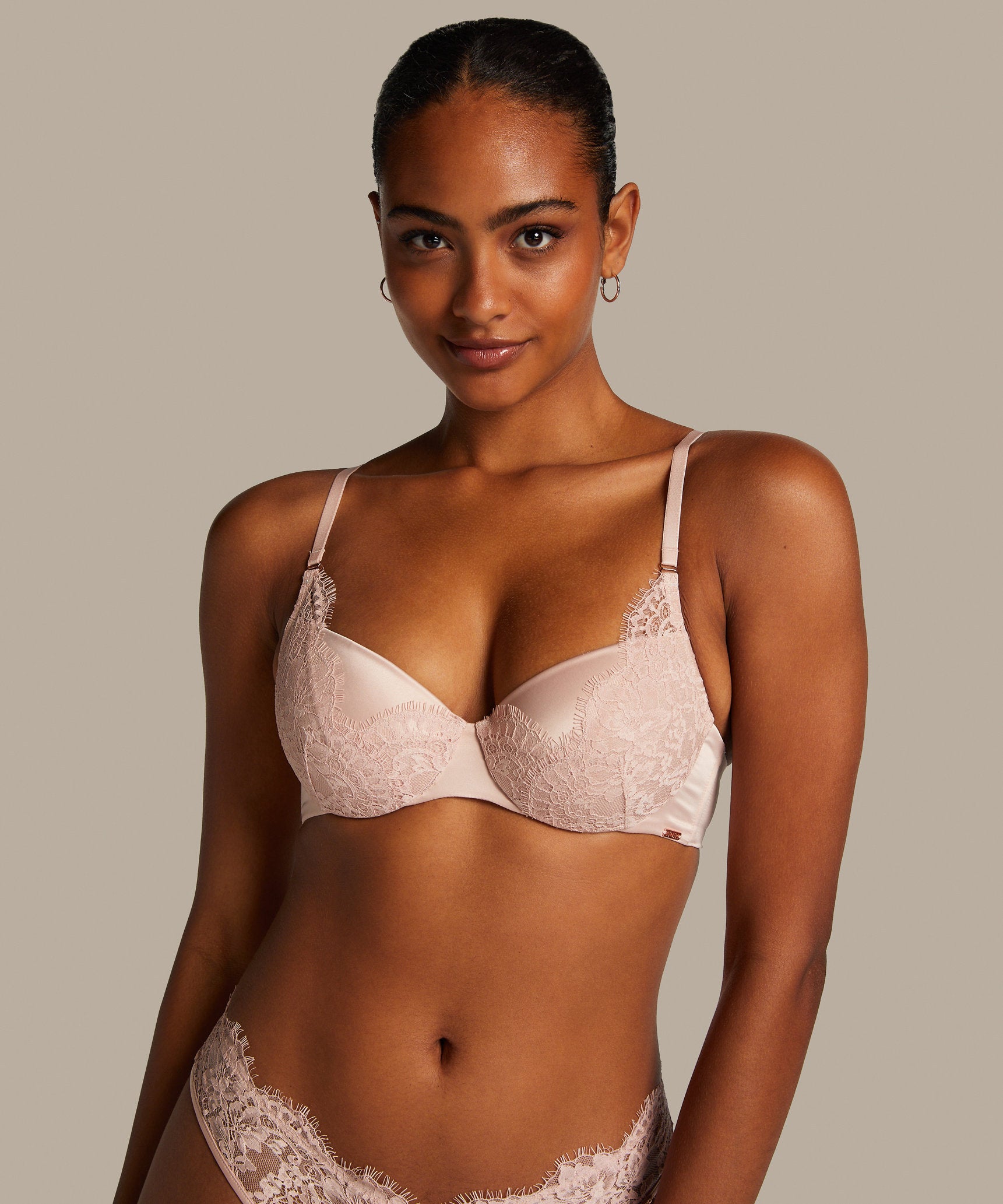 Chalice Padded Underwired Bra in Different Cup Sizes_300165_Rose Smoke_03