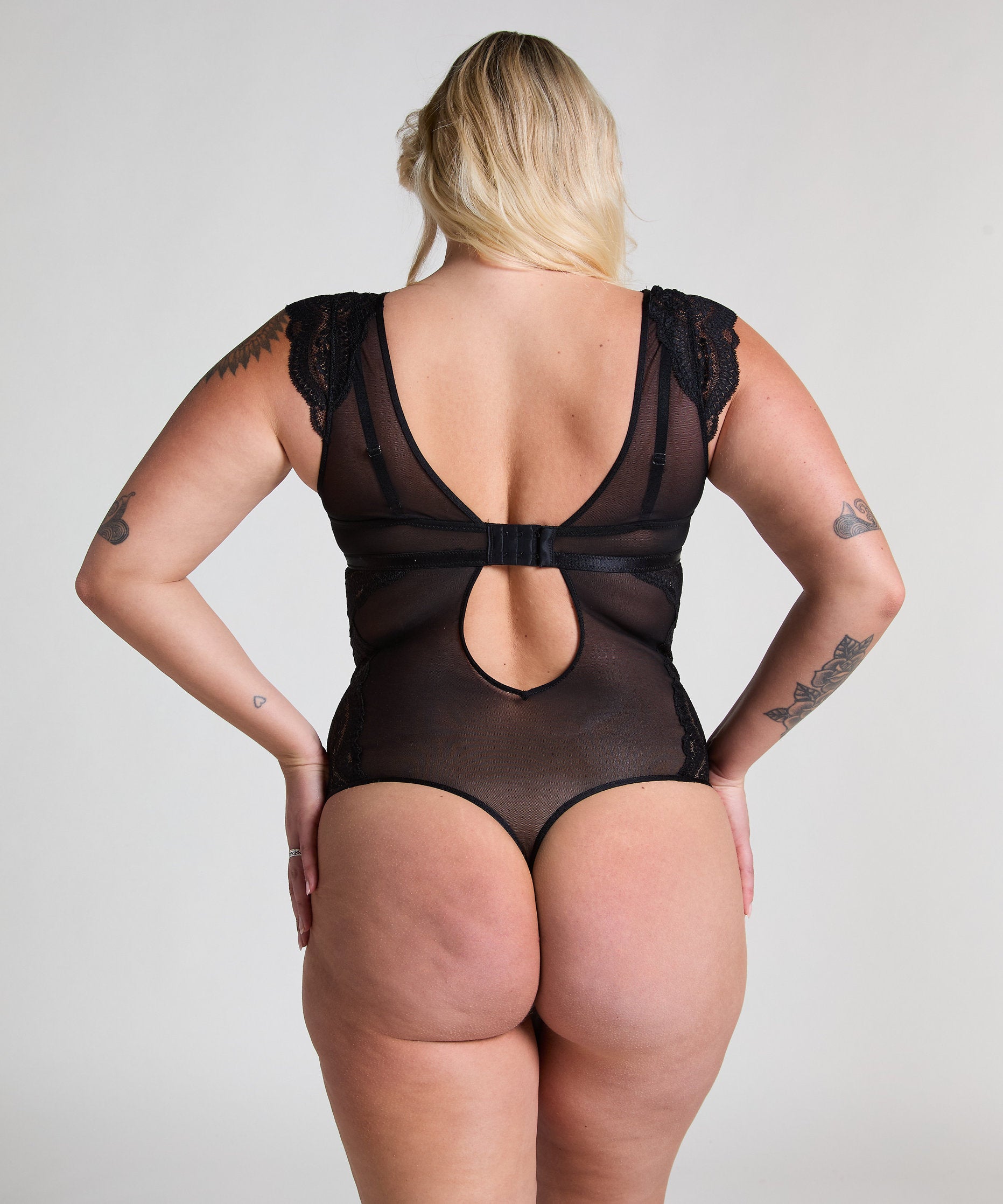 Hunkemoller_Ellis Body_300885_Caviar_05