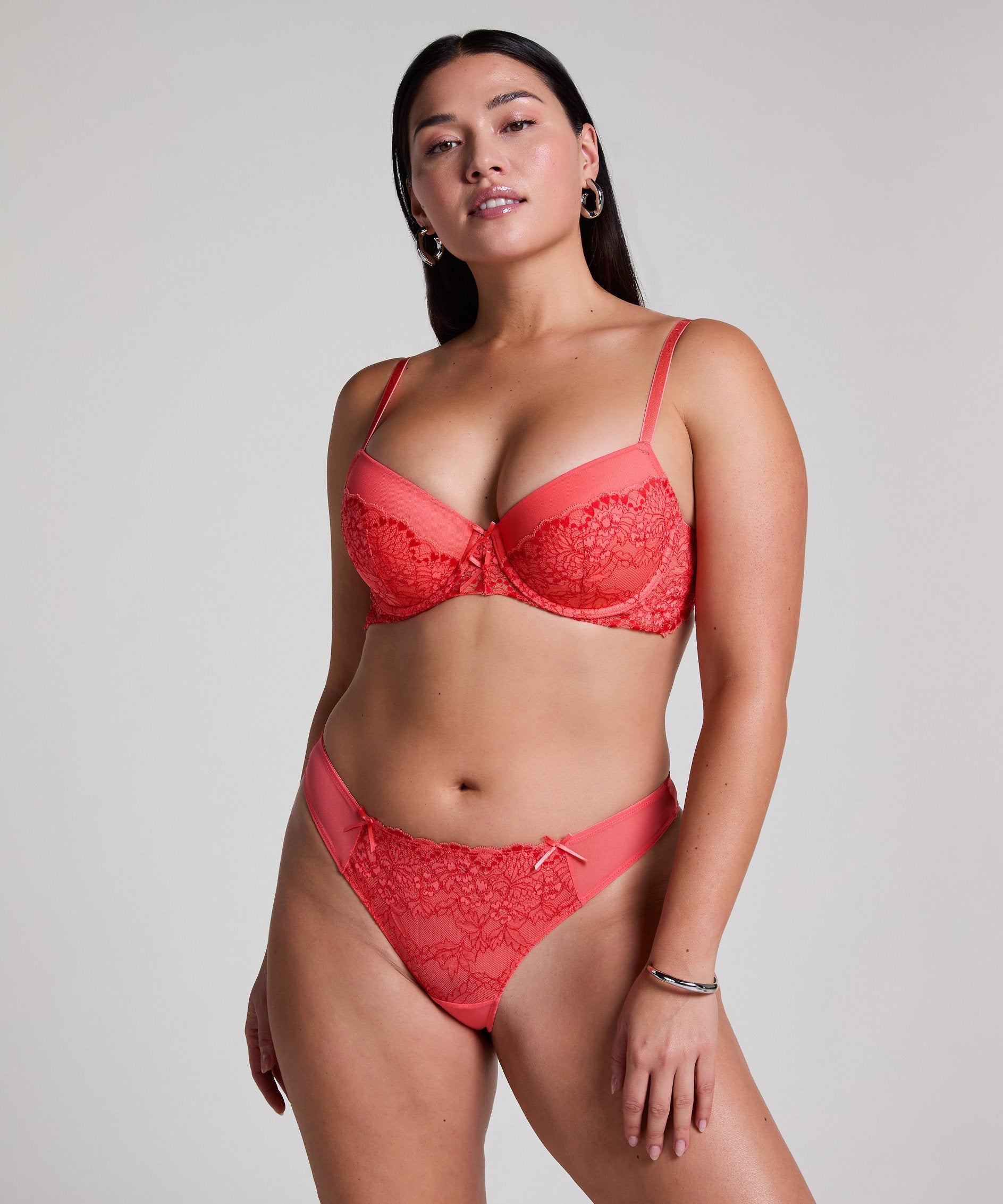 Hunkemoller_Cherry Thong_301130_Sugar Coral_01
