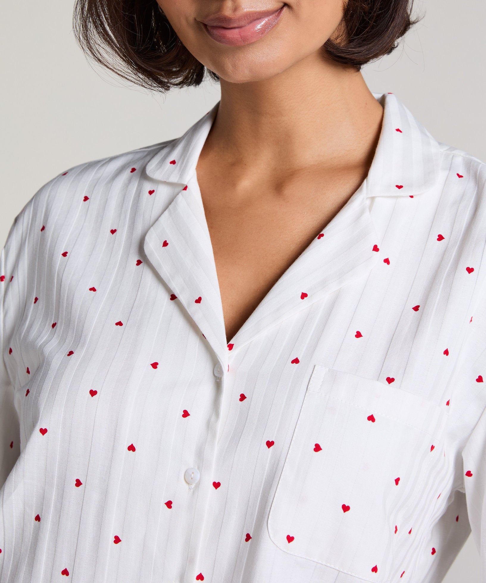 Hunkemoller_Jacquard Hearts Jacket Longsleeve - White_301436_Gardenia_02