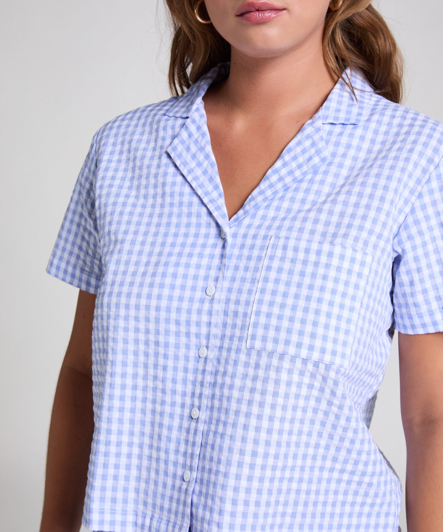 Hunkemoller_Seersucker Short-Sleeved Jacket_301514_Hkm Blue_02