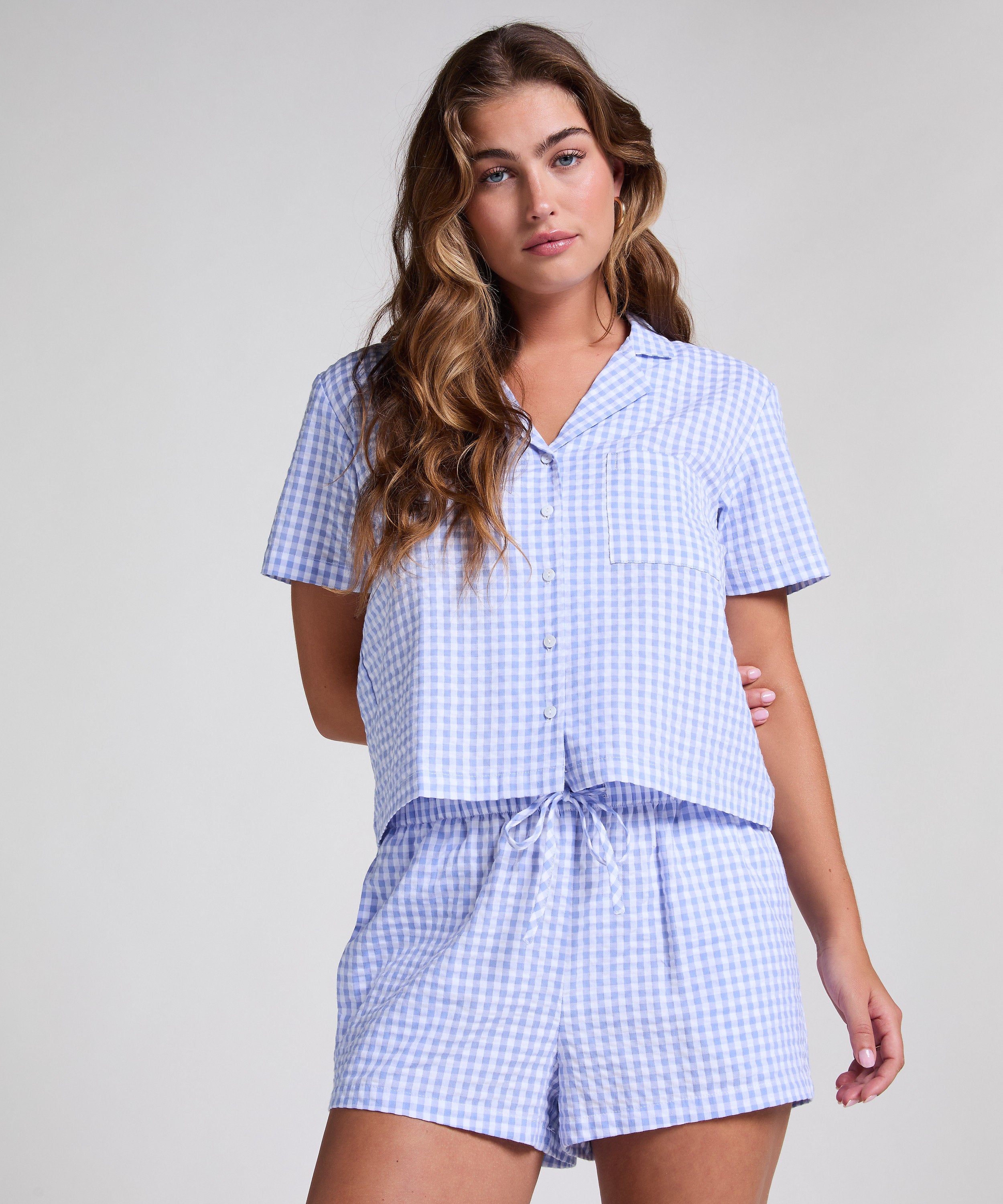 Hunkemoller_Seersucker Short-Sleeved Jacket_301514_Hkm Blue_03