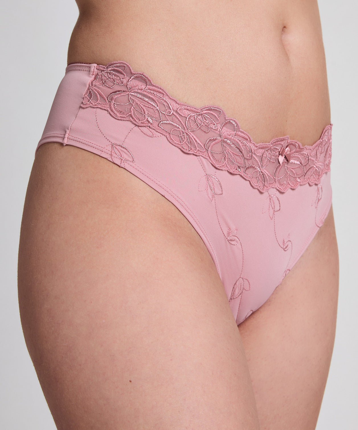 Hunkemoller_Lilas_Brazilian Diva_301838_Lilas_02