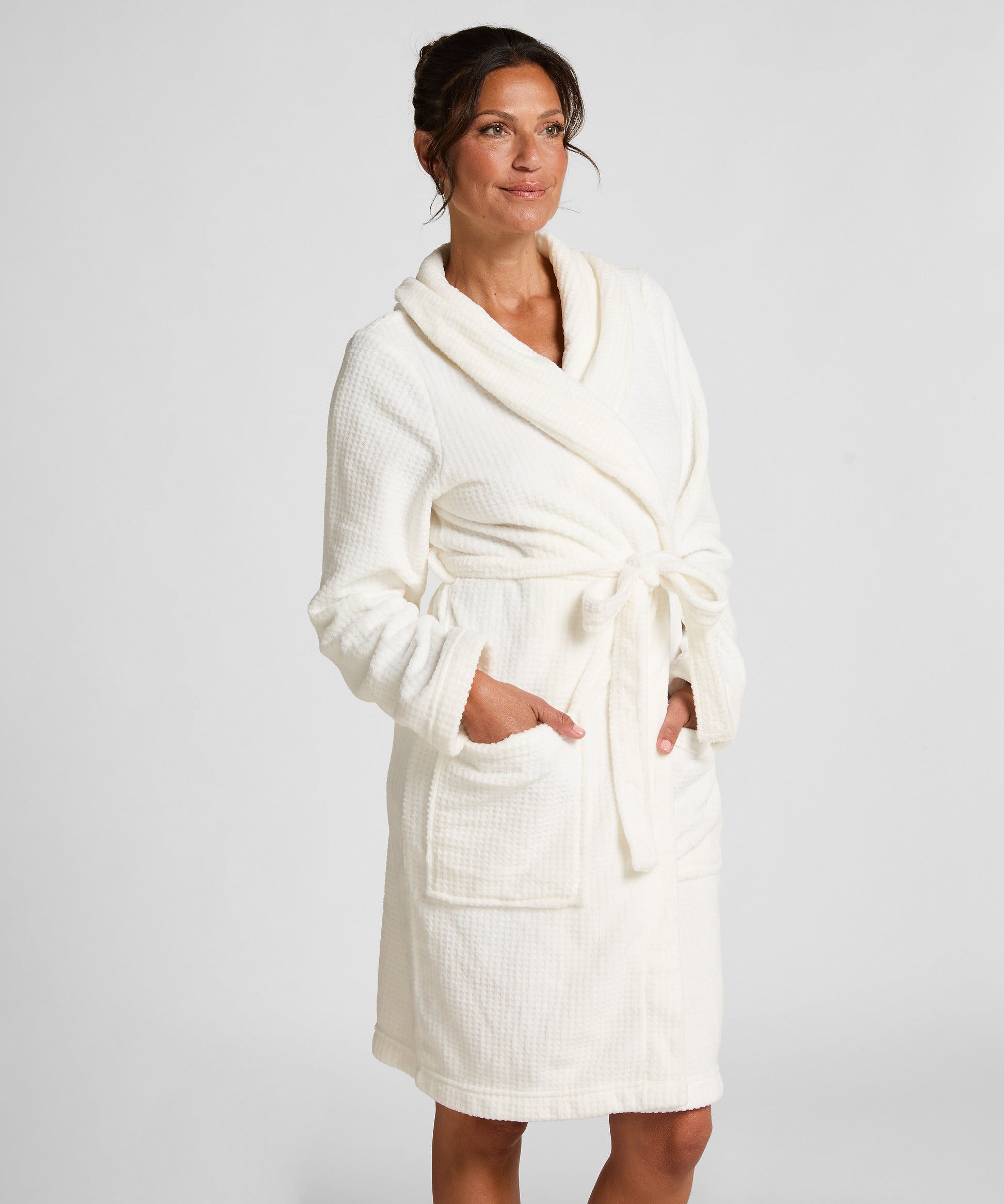 Hunkemoller_White_Fleece Bathrobe_302692_White_01