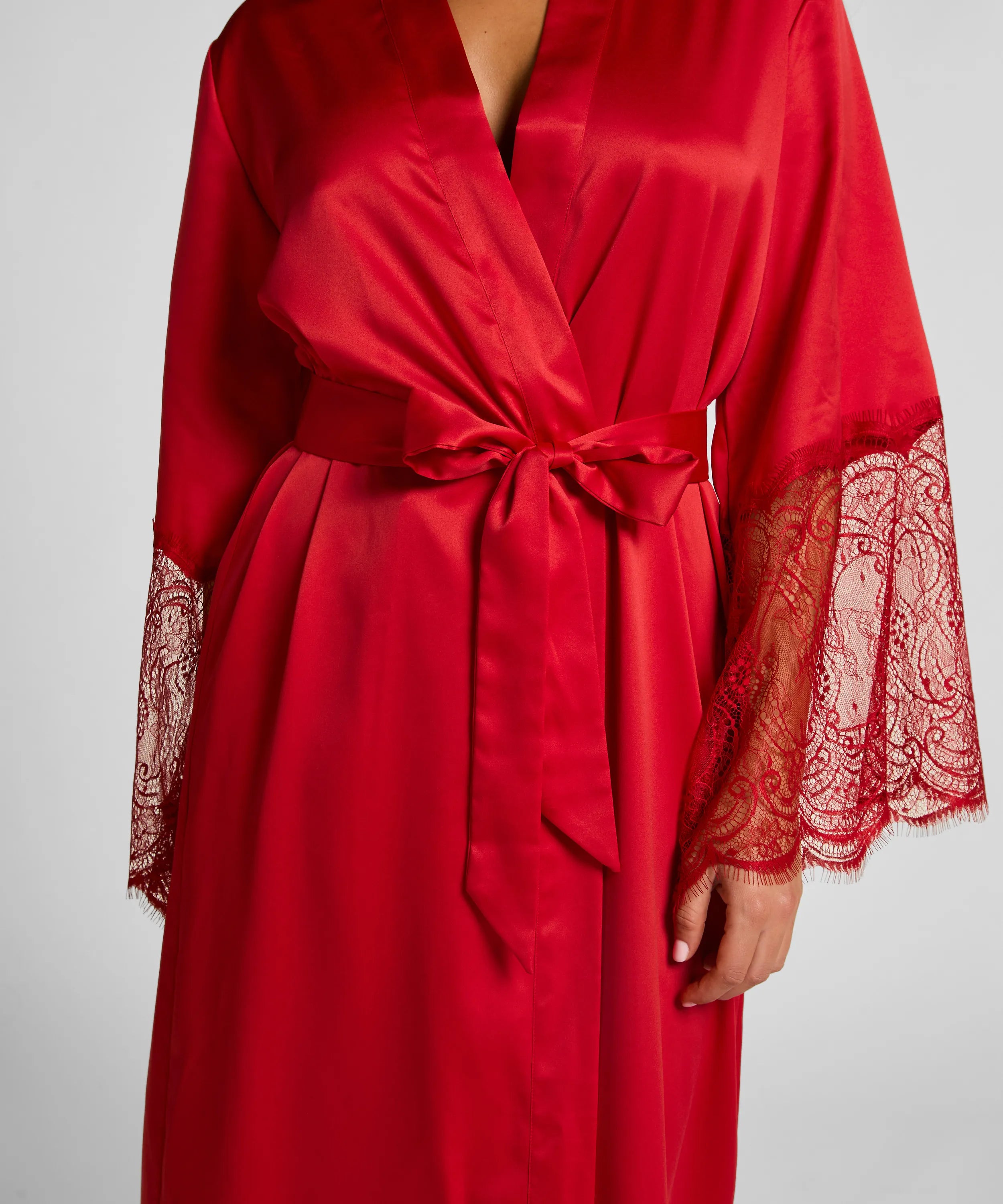 Hunkemoller_Red_Kimono Long Satin Lace_302694_Chili Pepper_02