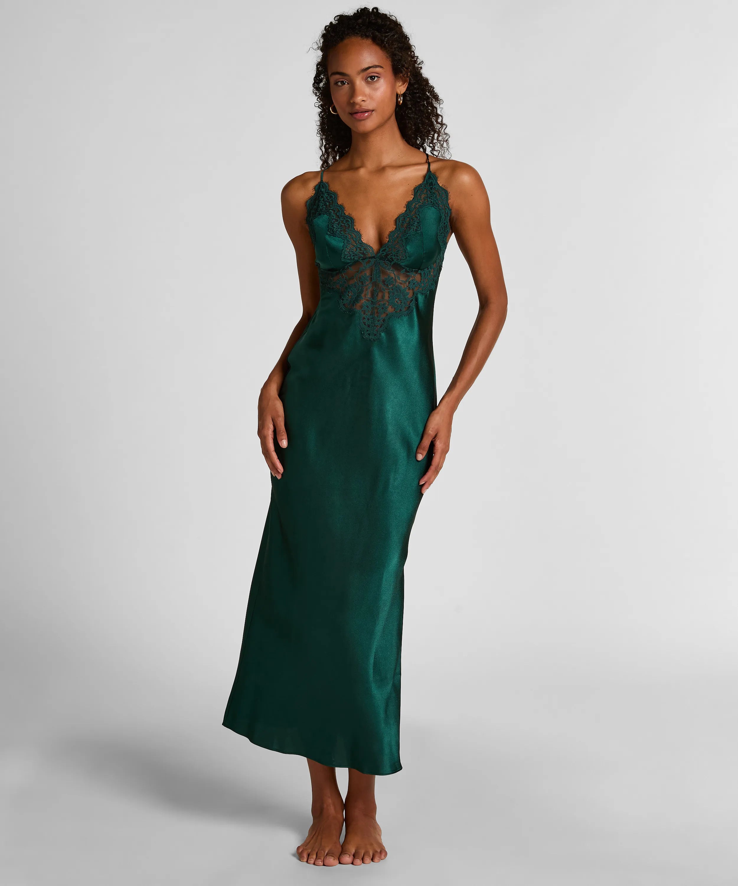 Hunkemoller_Green_Mya Slipdress_302697_Ponderosa Pine_01