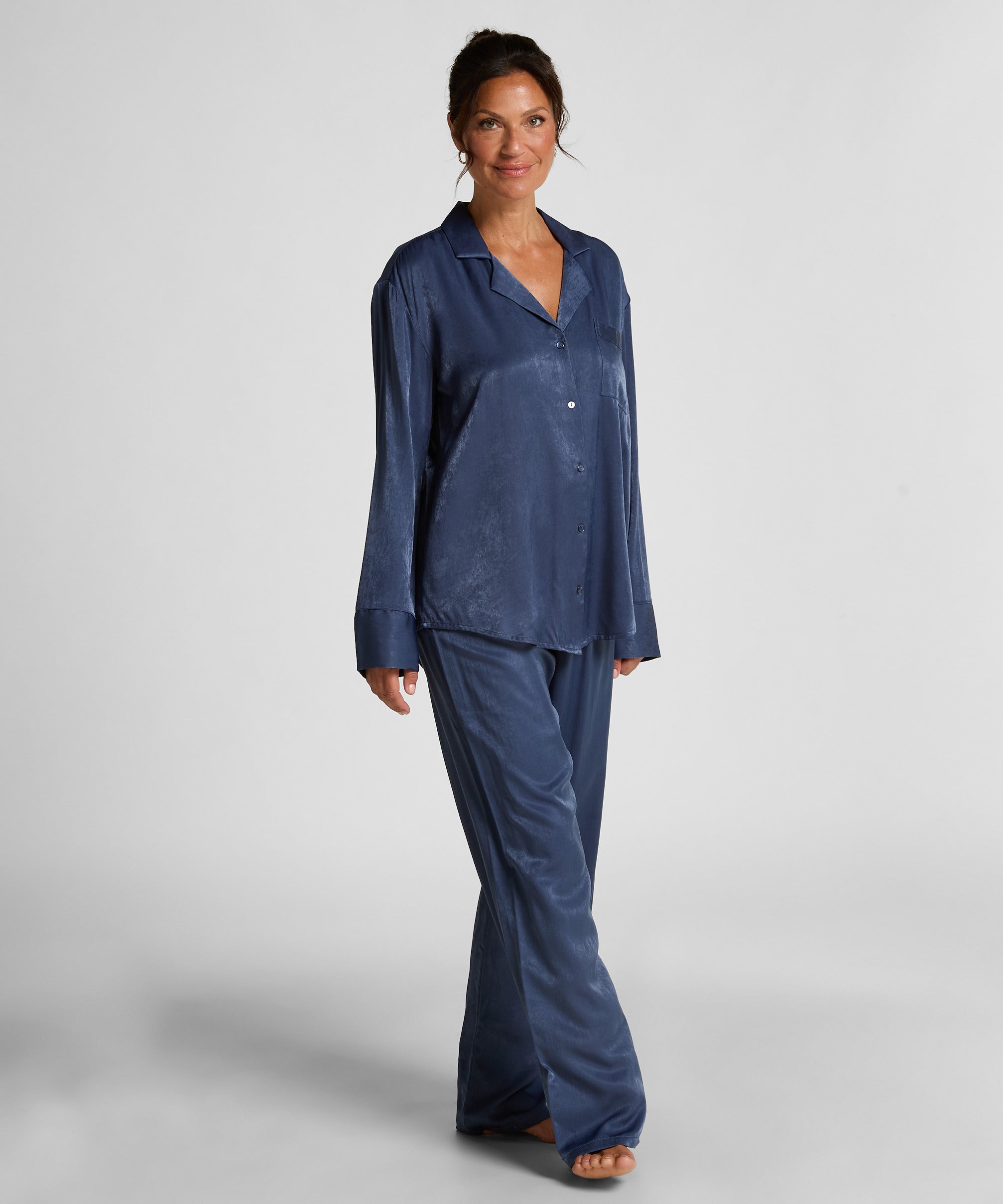 Hunkemoller_Vintage Indigo_Ayla Satin Long-Sleeved Jacket_302767_Vintage Indigo_03