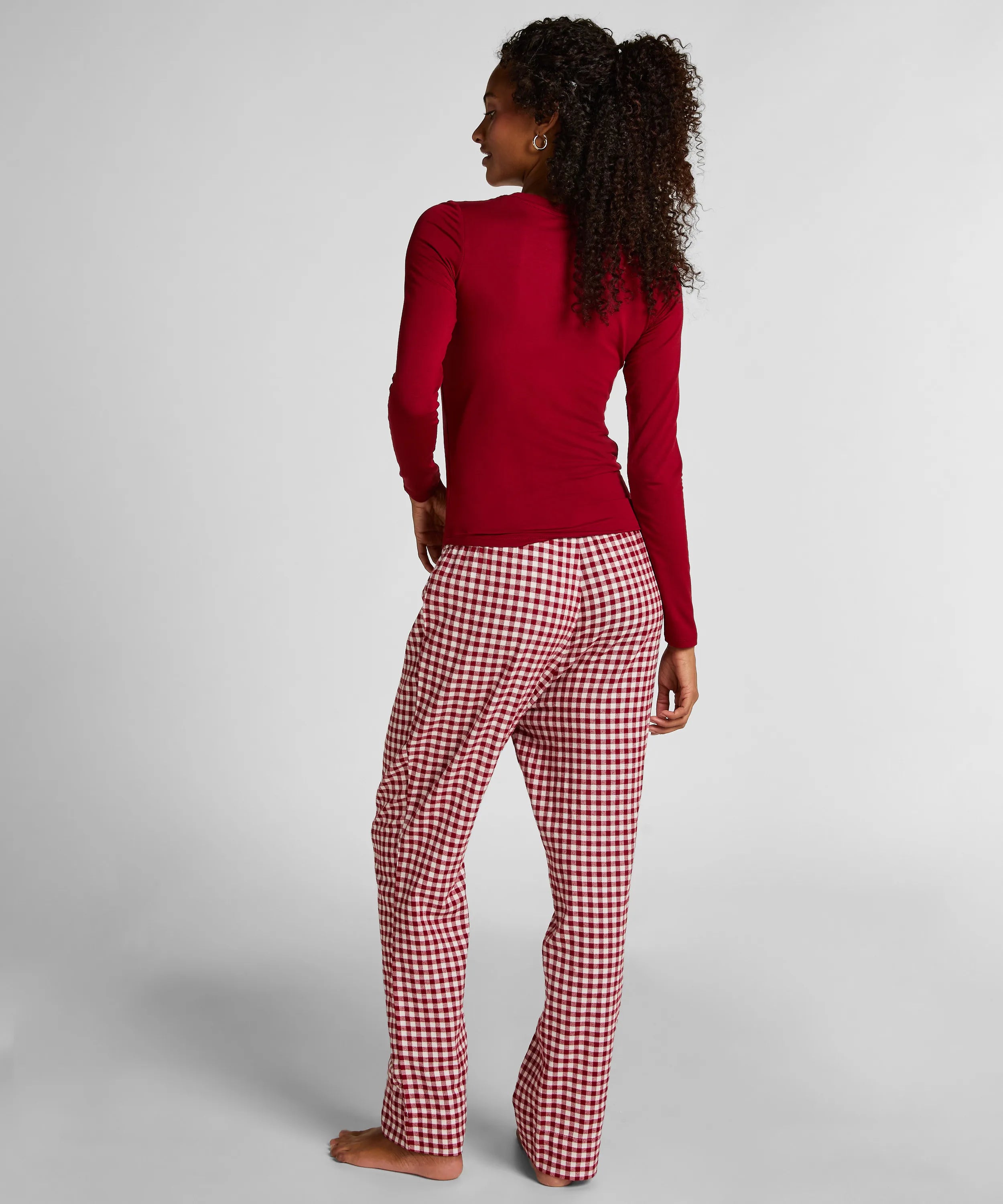 Hunkemoller_Red_Pyjamaset Twill_302780_Red Dahlia_03