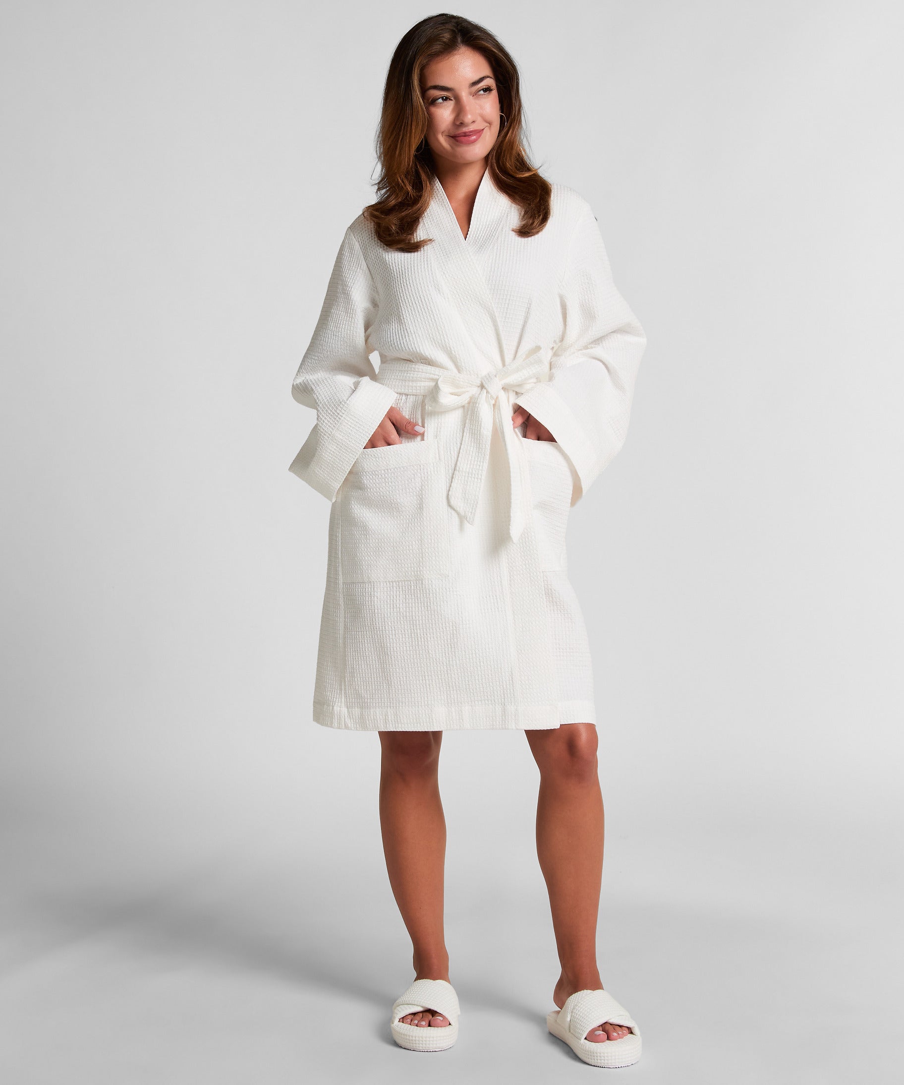 Hunkemoller_White_Waffle Bathrobe_302789_White_01