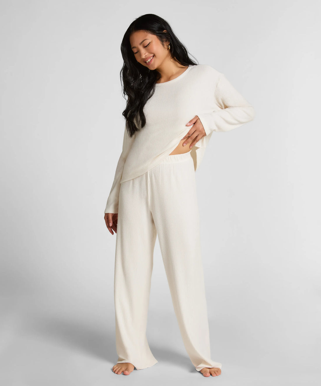 Hunkemoller_White_Brushed Jersey Trousers_303581_Gardenia_01
