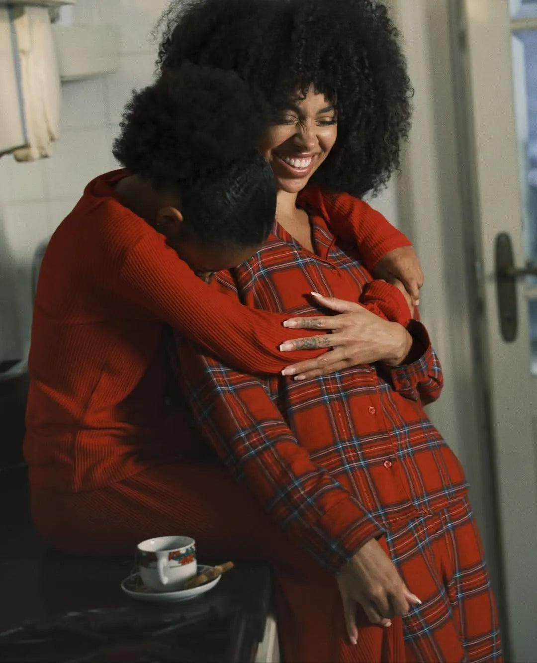 Hunkemoller_Red_Flannel Pyjama Top_303621_Savvy Red_06