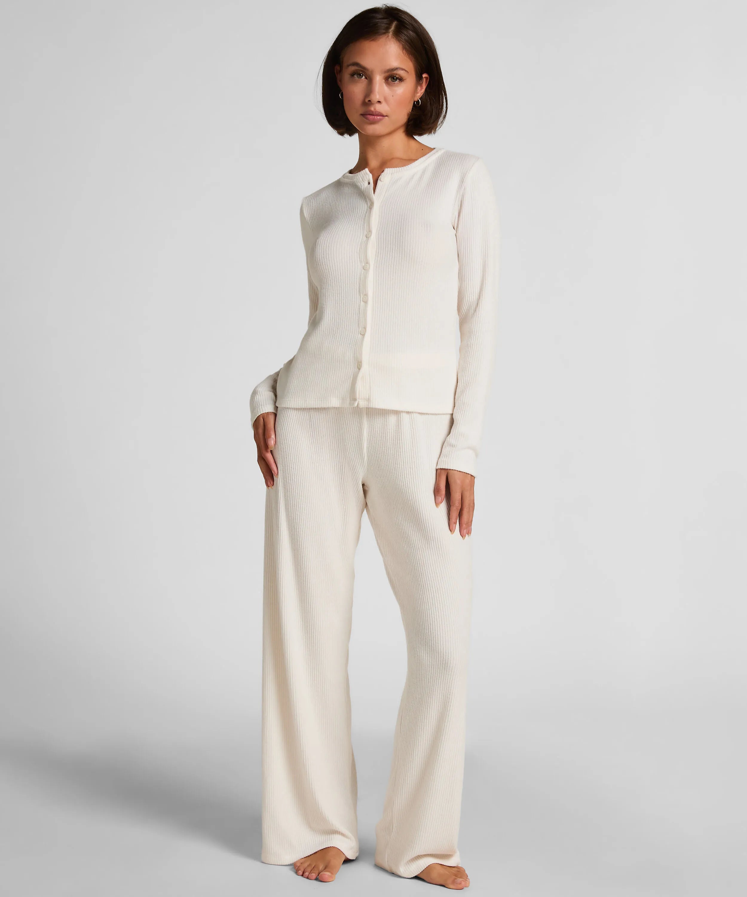 Hunkemoller_White_Cardigan Ribbed Jersey_303656_Gardenia_03