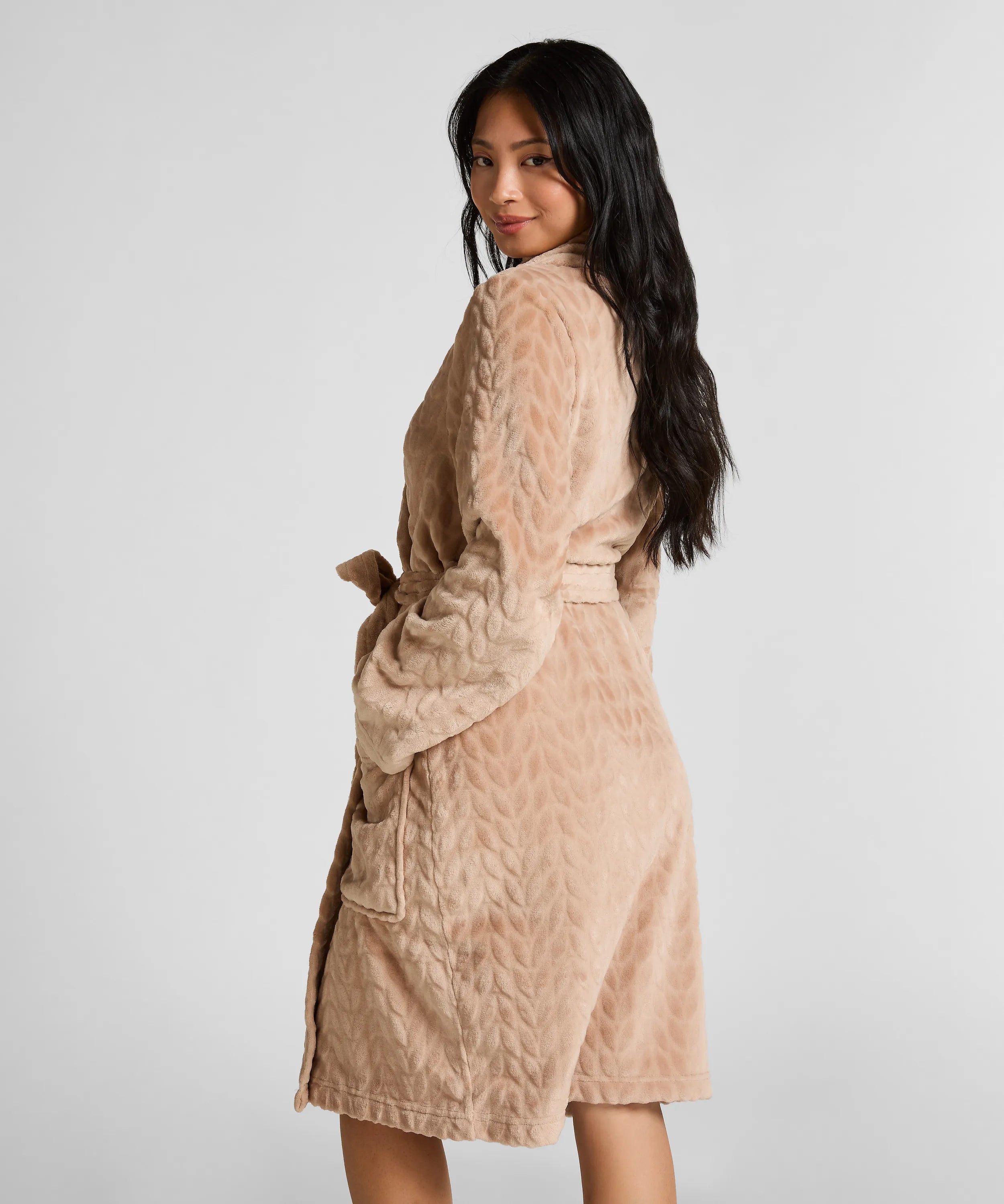 Hunkemoller_Beige_Robe Short Fleece_303665_HKM Tan_03