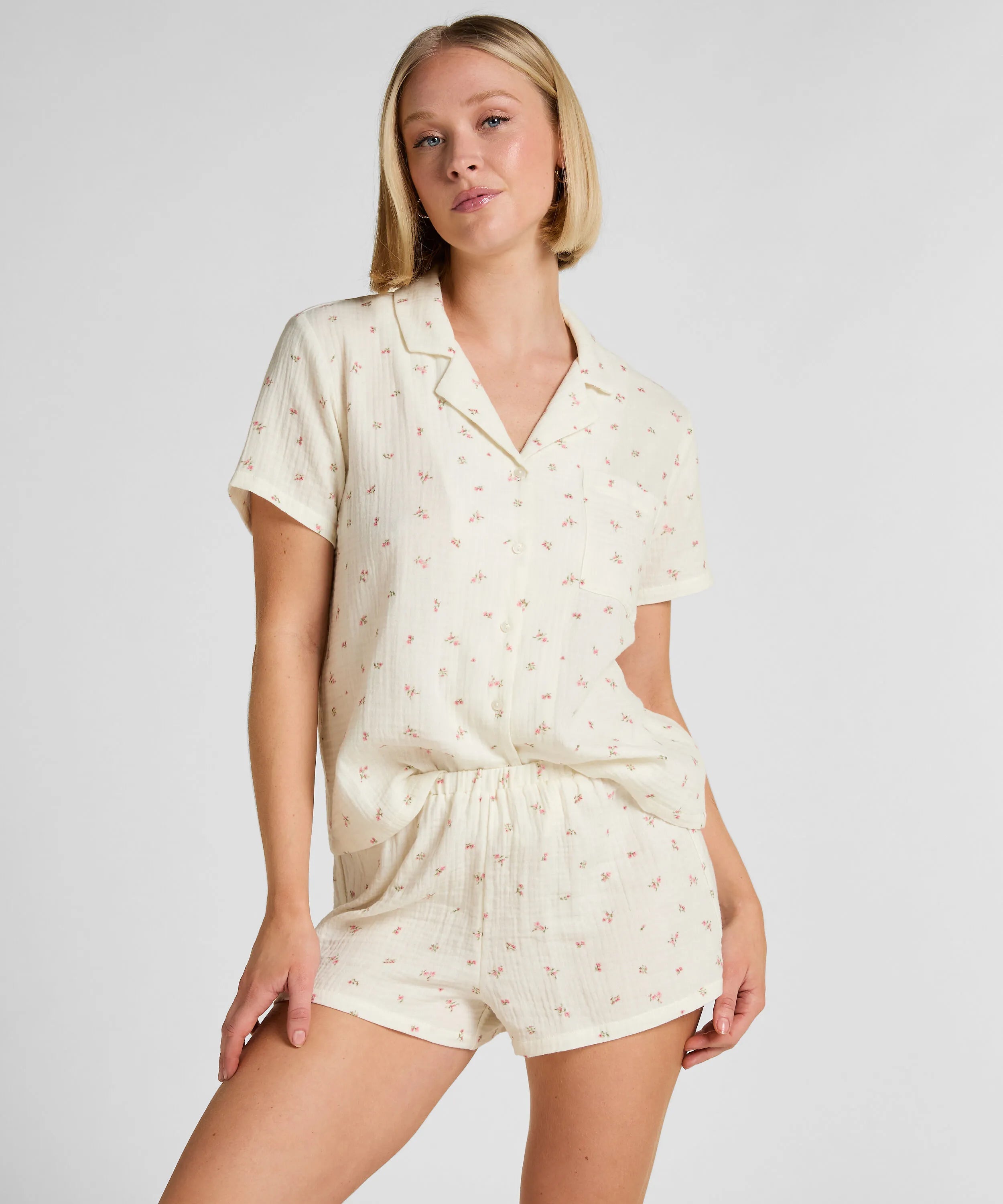 Hunkemoller White Women Muslin Short SKU: 304590_White Image 01
