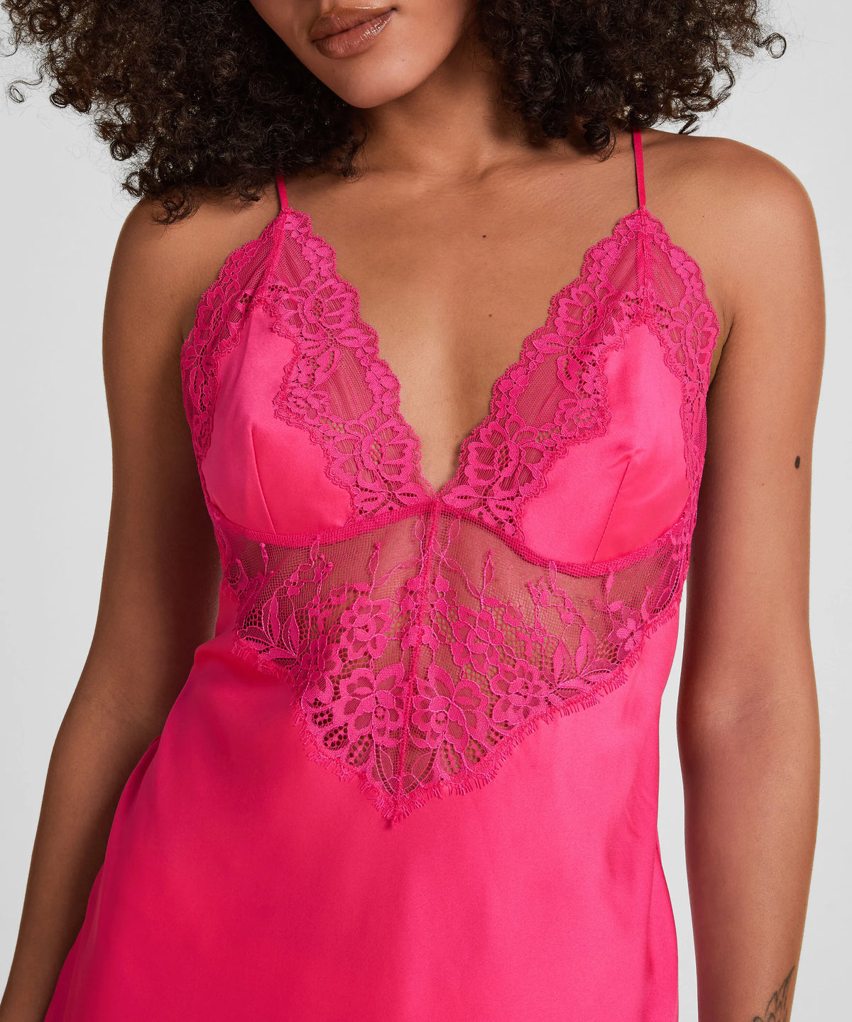 Hunkemoller Festival Fuchsia Women Slipdress Gabrielle SKU: 305248_Festival Fuchsia Image 02
