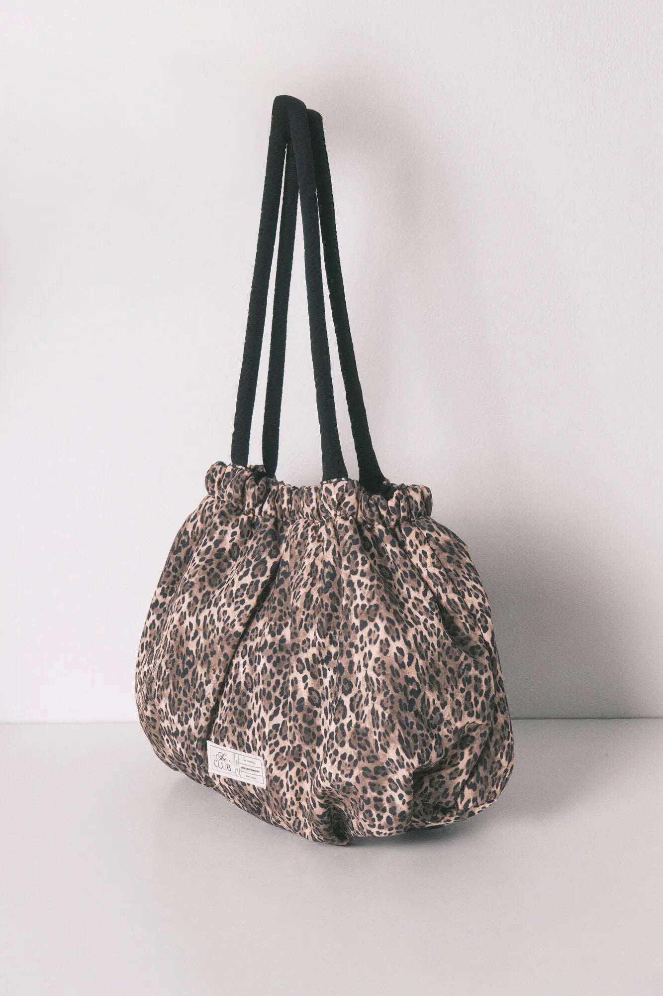 Women Secret_Nude_Animal Print Reversible Nylon Handbag_3062337_39_08