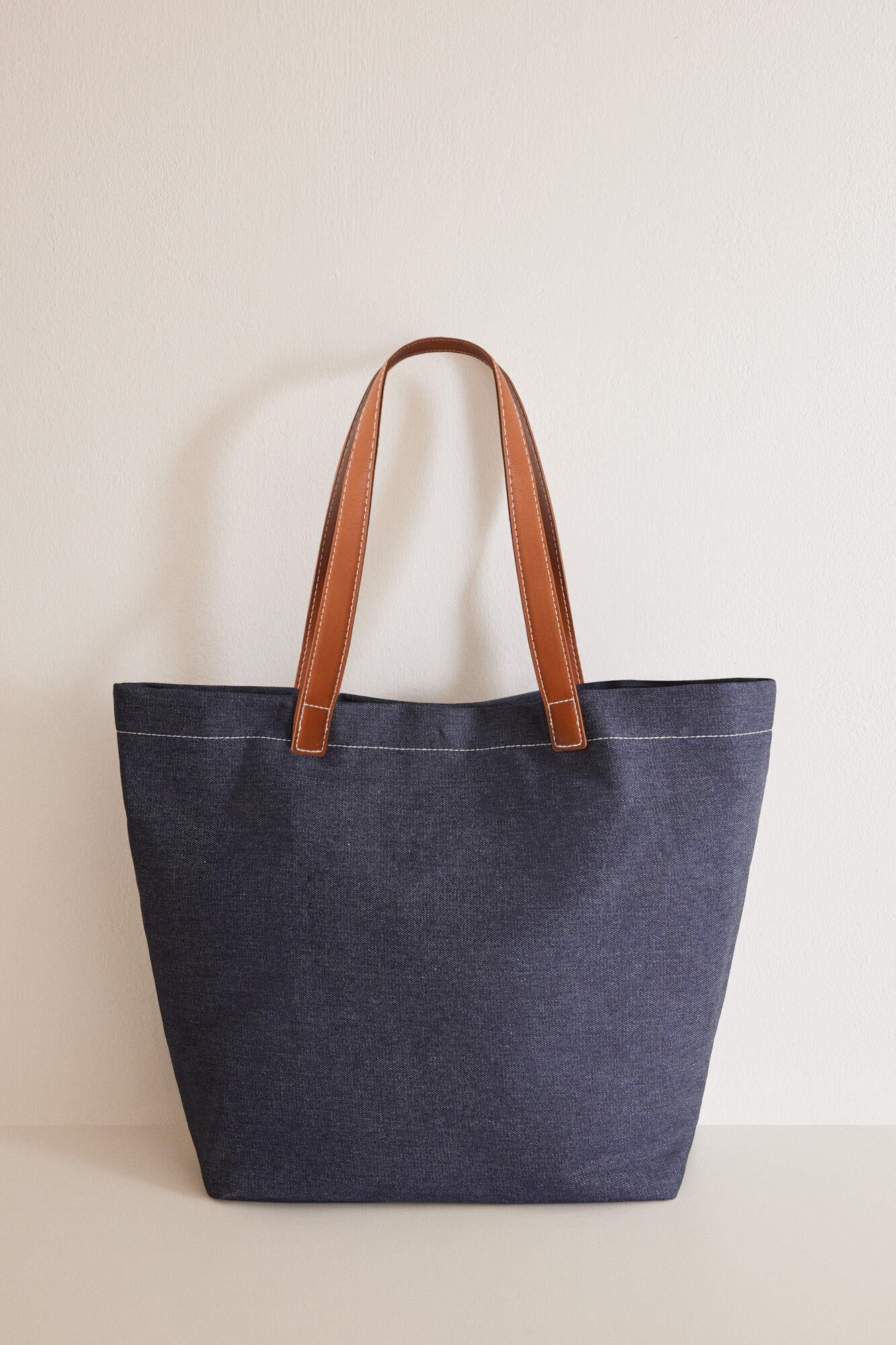 Blue Handbag_3067356_17_03