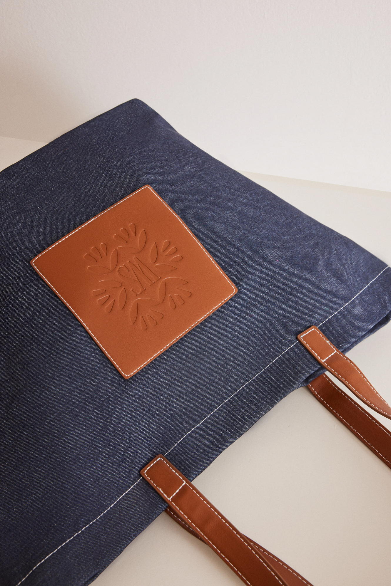 Blue Handbag_3067356_17_04