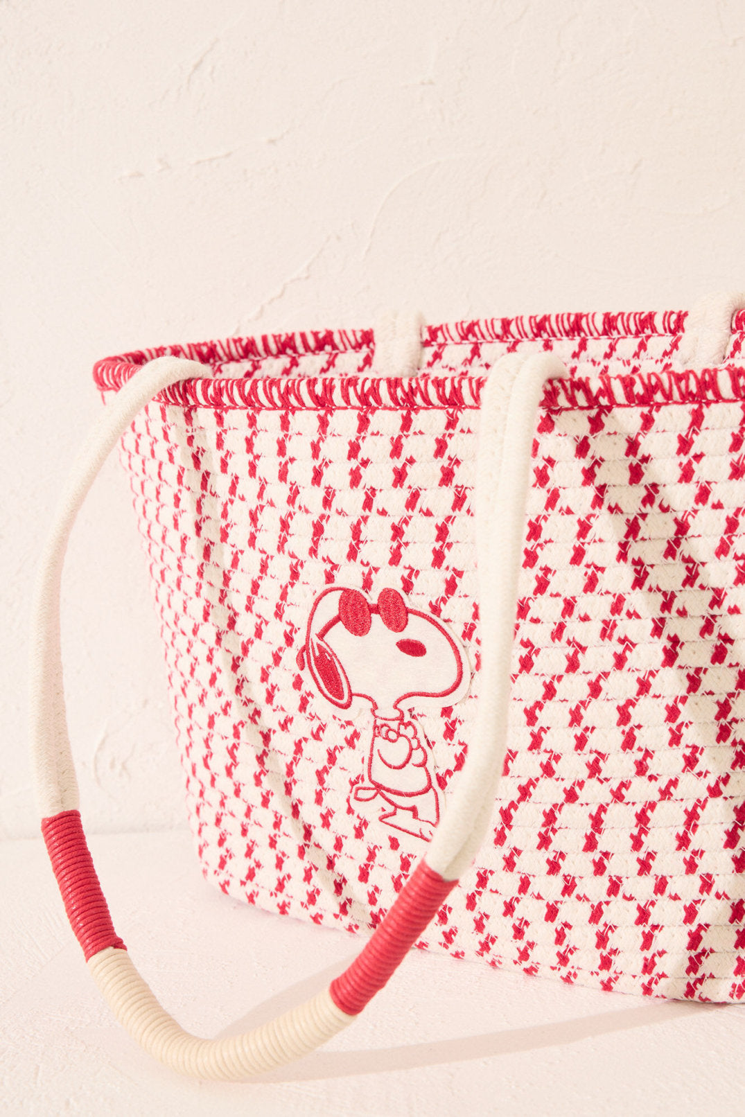 Women Secret_Snoopy Medium Shopper Handbag_3069515_99_01