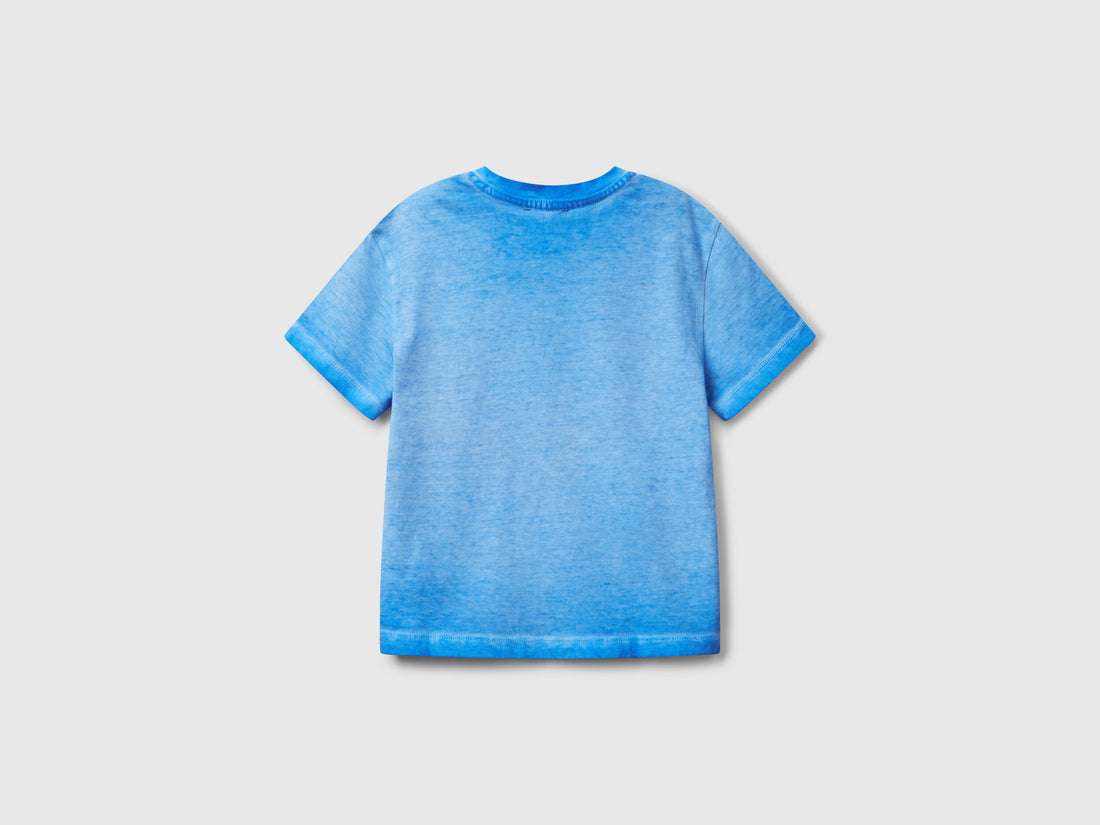 Benetton_Oversized T-Shirt with Embroidery_3085G10JP_65Q_02