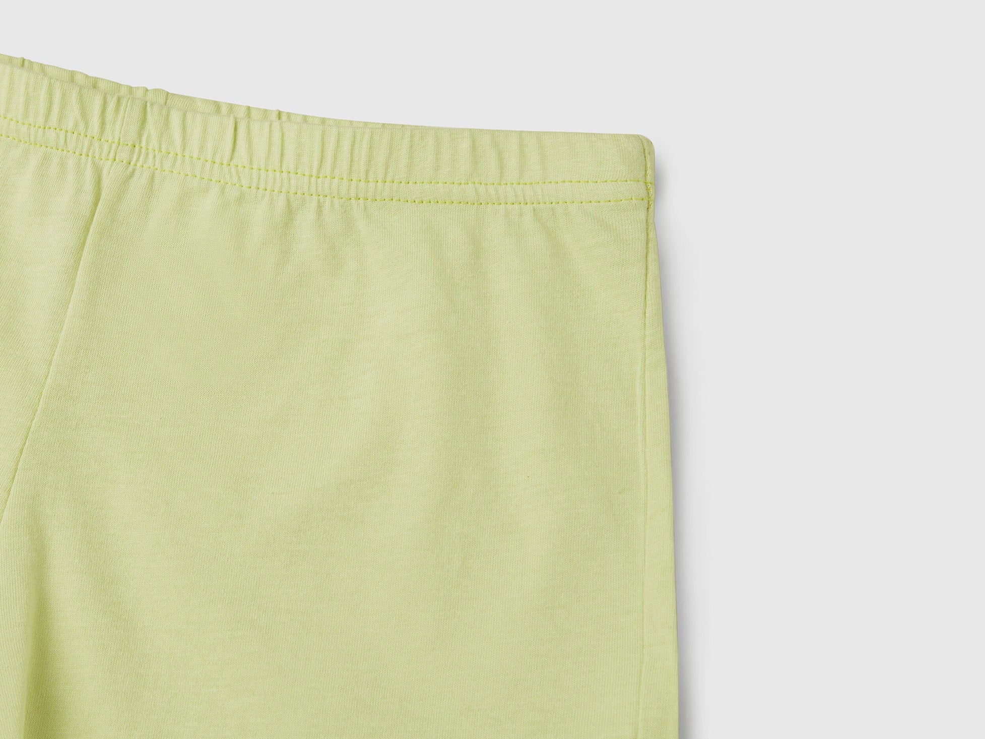 Benetton_Pajamas with Print and Rouches_30960P08C_101_03