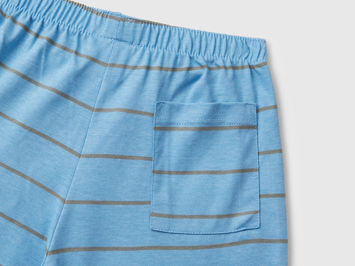 Benetton_Short Pyjamas in Pure Cotton_30960P08R_10H_03