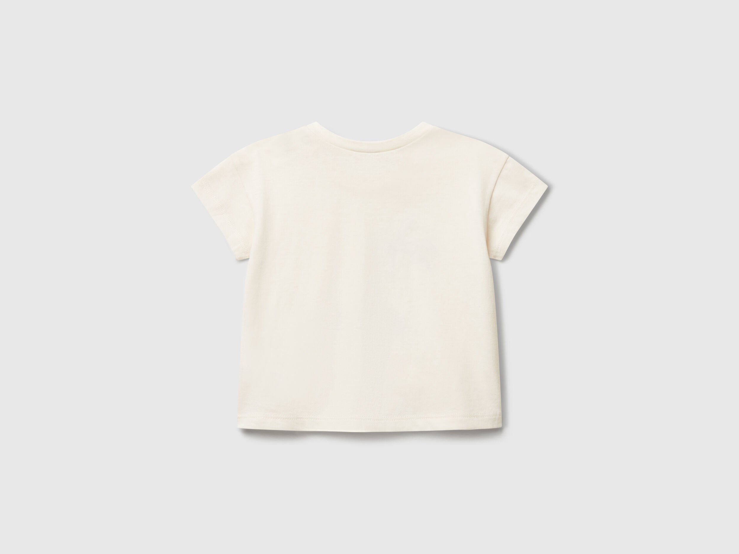 Benetton_T-Shirt with Summer Graphic_3096A106D_0R2_02