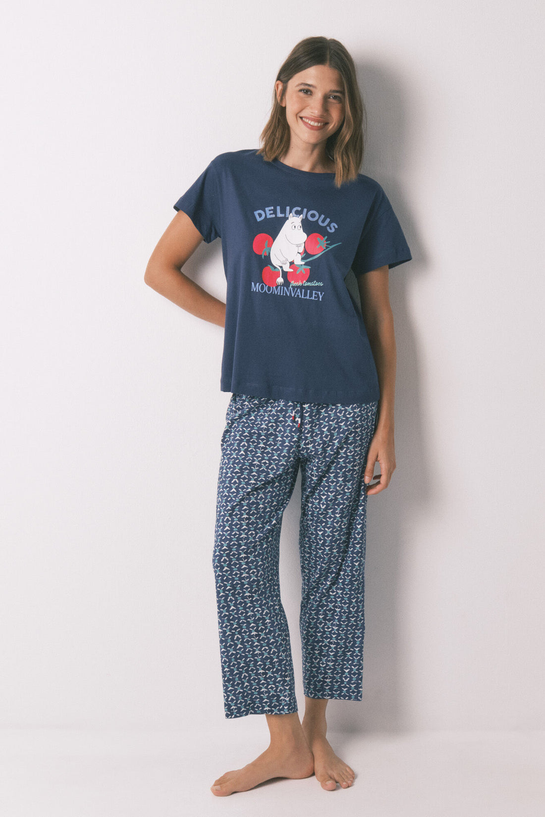Women Secret_Dark Blue_100% Cotton Moomin Capri Pyjamas in Blue_3132101_11_02
