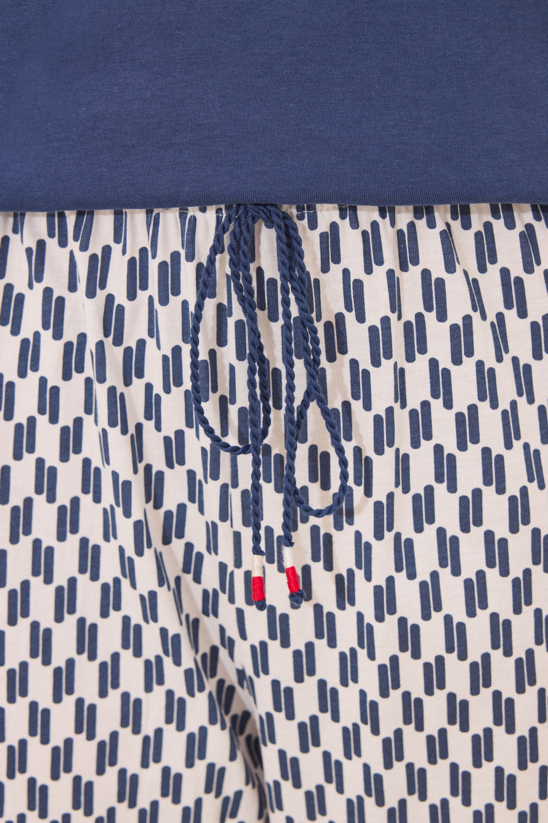 Women Secret_100% Cotton Geometric Snoopy Long Pyjamas_3132107_11_04