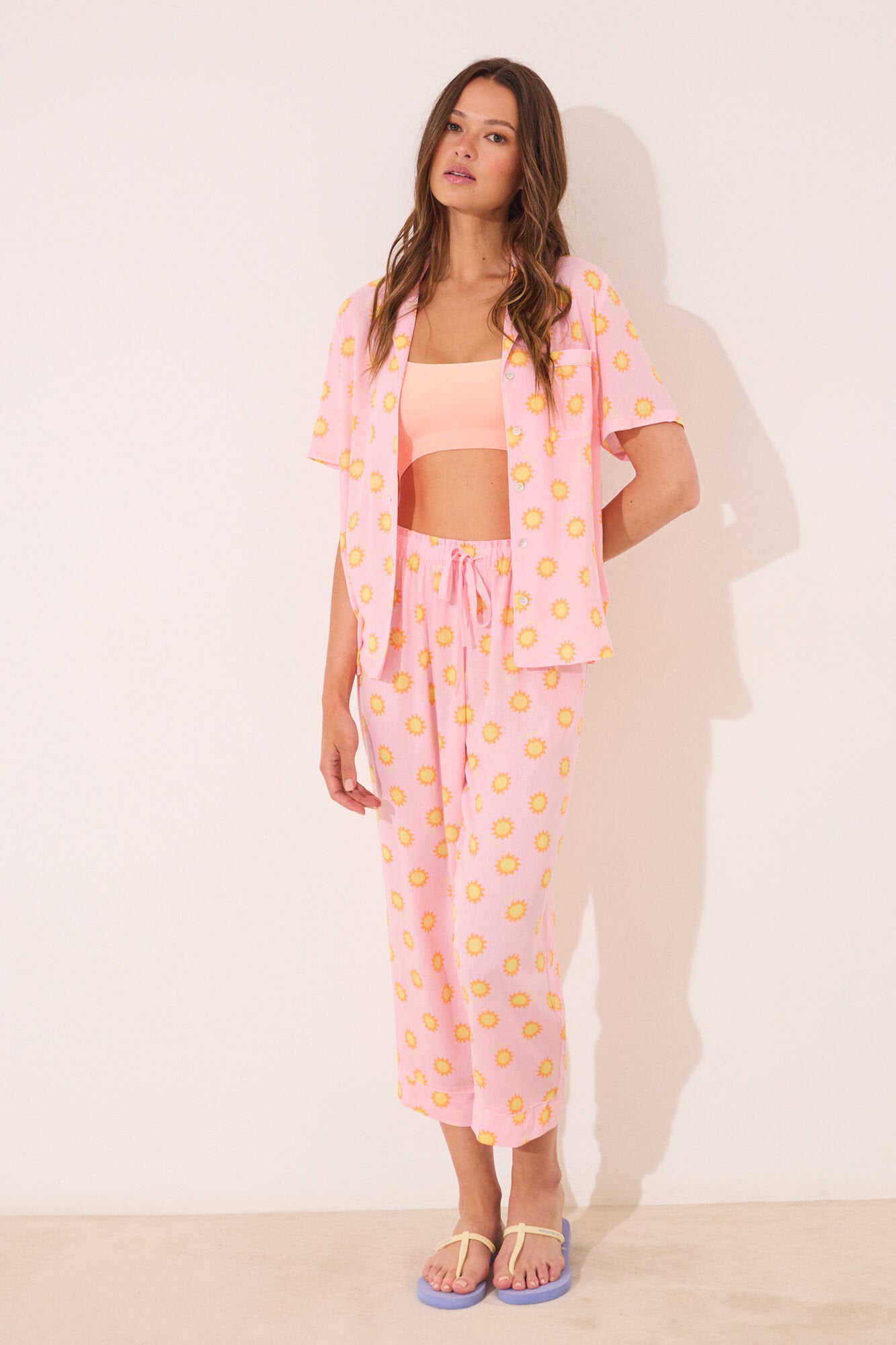 Women Secret_Pink Viscose Capri Classic Pyjamas_3132108_70_02