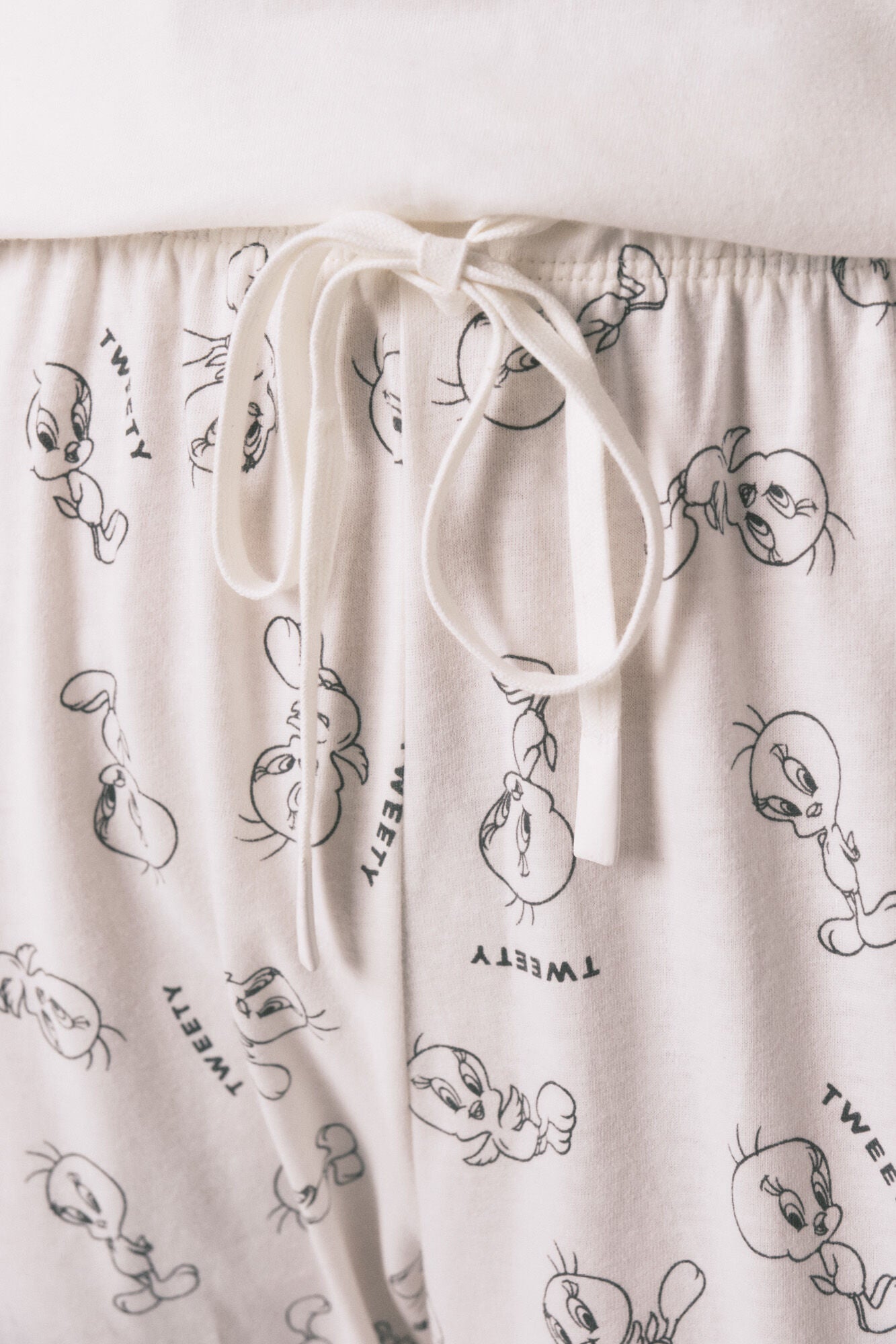 Women Secret_Ivory_Tweety Bird 100% Cotton Long Pyjamas_3132125_96_04