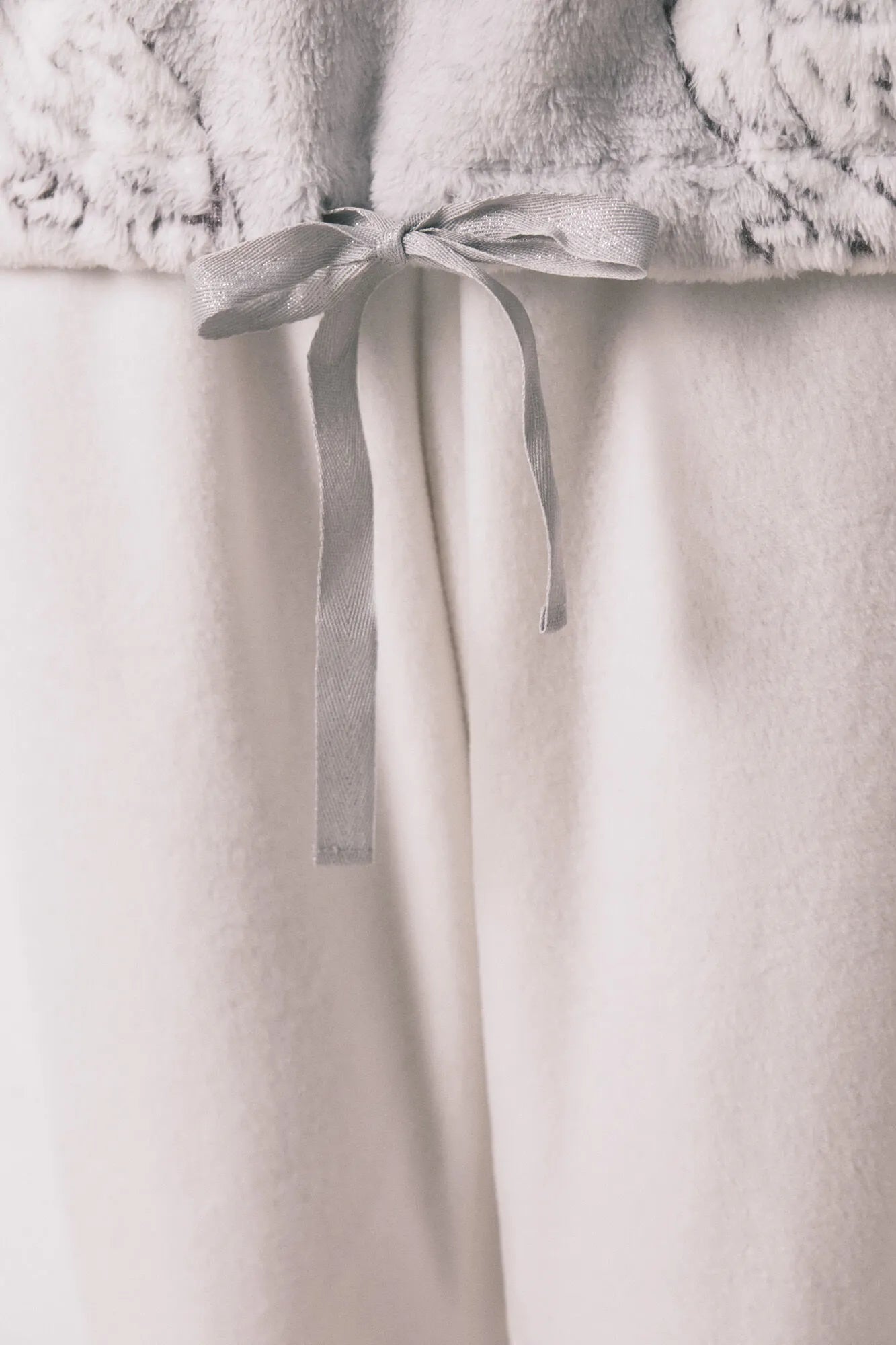 Women Secret_Ivory_Soft Fleece Long Pyjamas with &