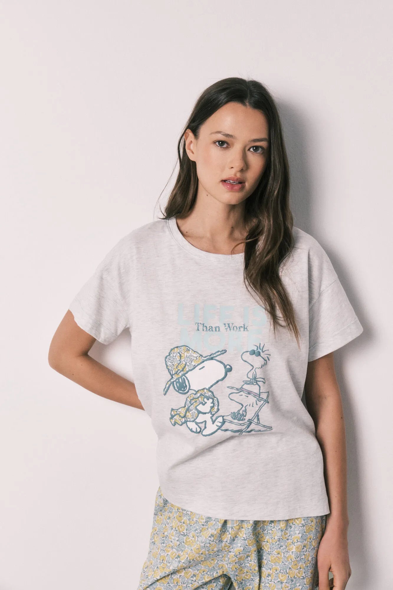 Women Secret Light Grey/Silver Women Snoopy Cotton Long Pyjamas SKU: 3133526_48 Image 01