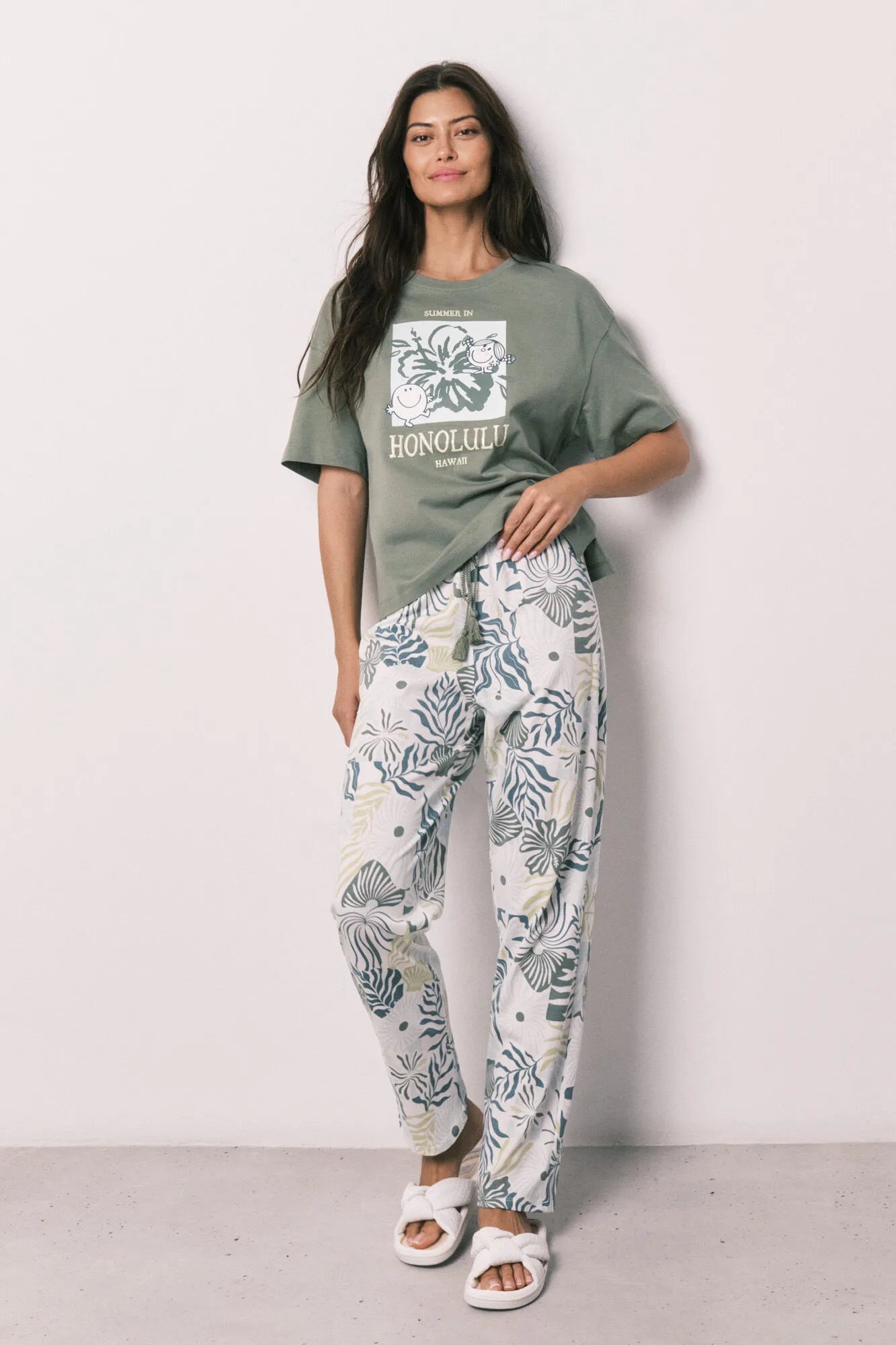 Women Secret Medium Khaki Women Little Missª Short Sleeve Long Pyjamas SKU: 3133541_92 Image 03