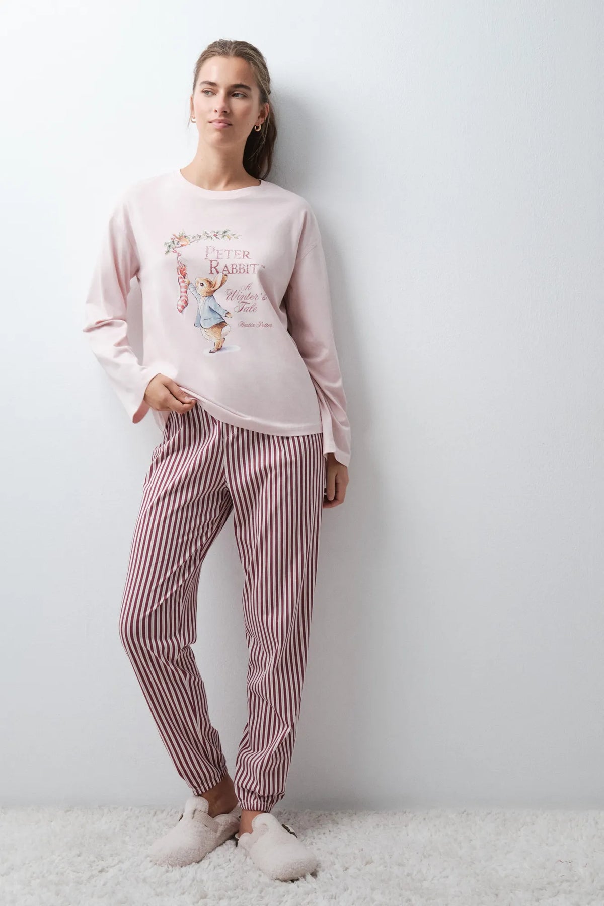 Women Secret Pink Women Peter Rabbit Cotton Long Pyjamas SKU: 3134134_70 Image 01