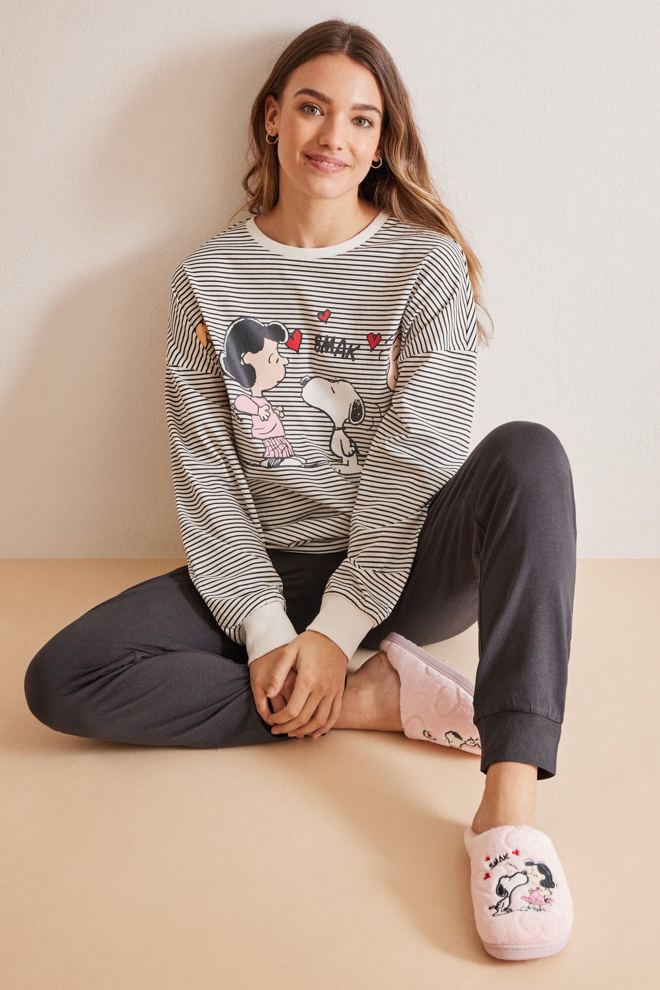 Long Sleeve Long Pant Pyjama Set_3137594_02_01