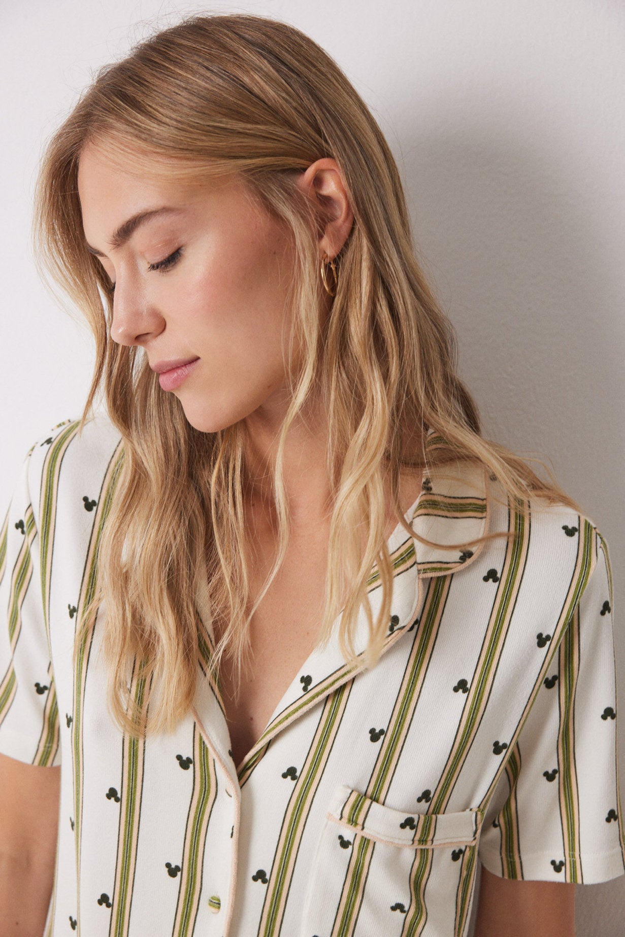 Women Secret_Mickey Mouse Striped Shirt Pajamas_3139841_98_02