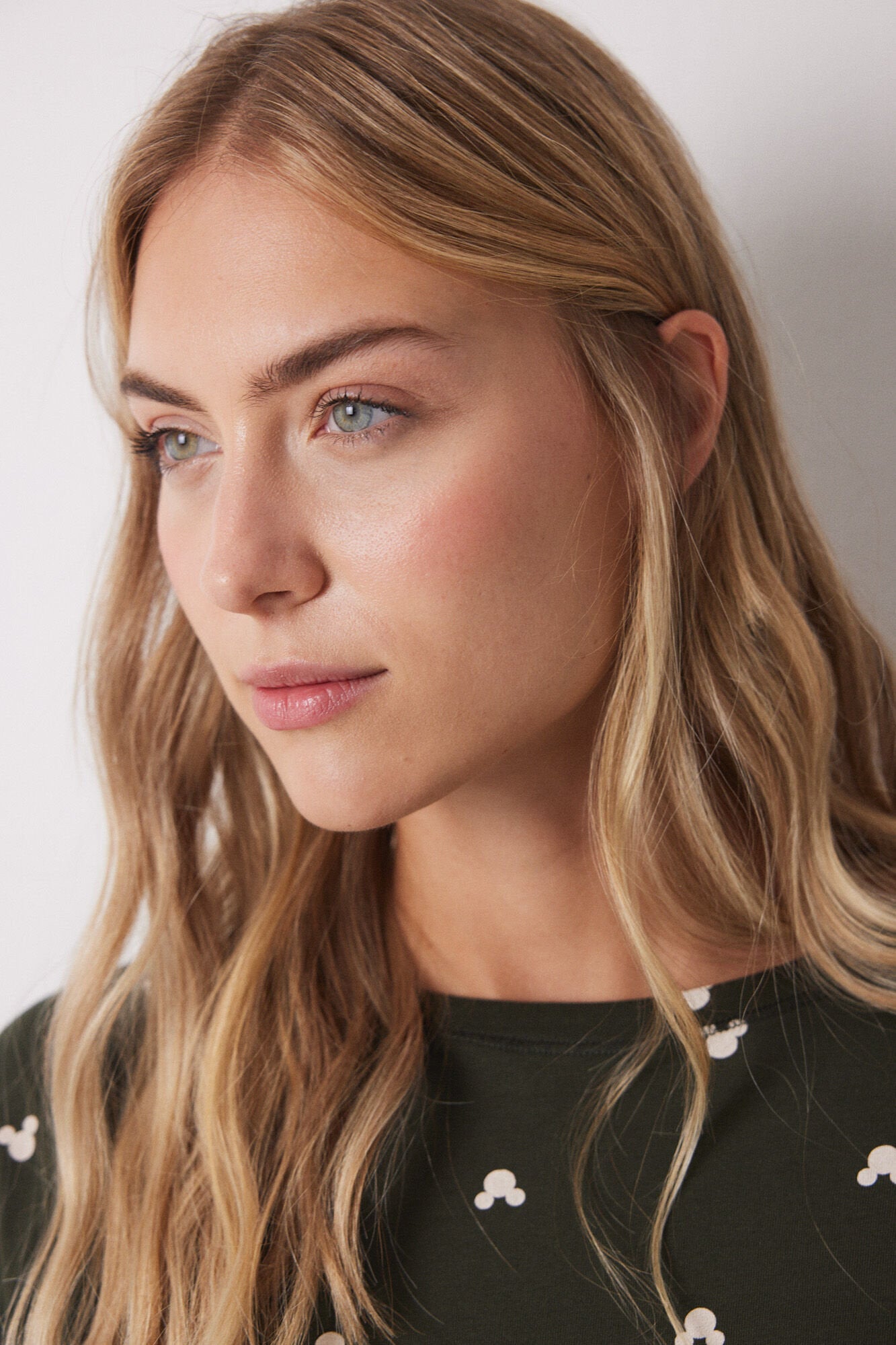 Women Secret_Long Cotton Pajamas with Mickey Mouse Logo_3139843_91_02