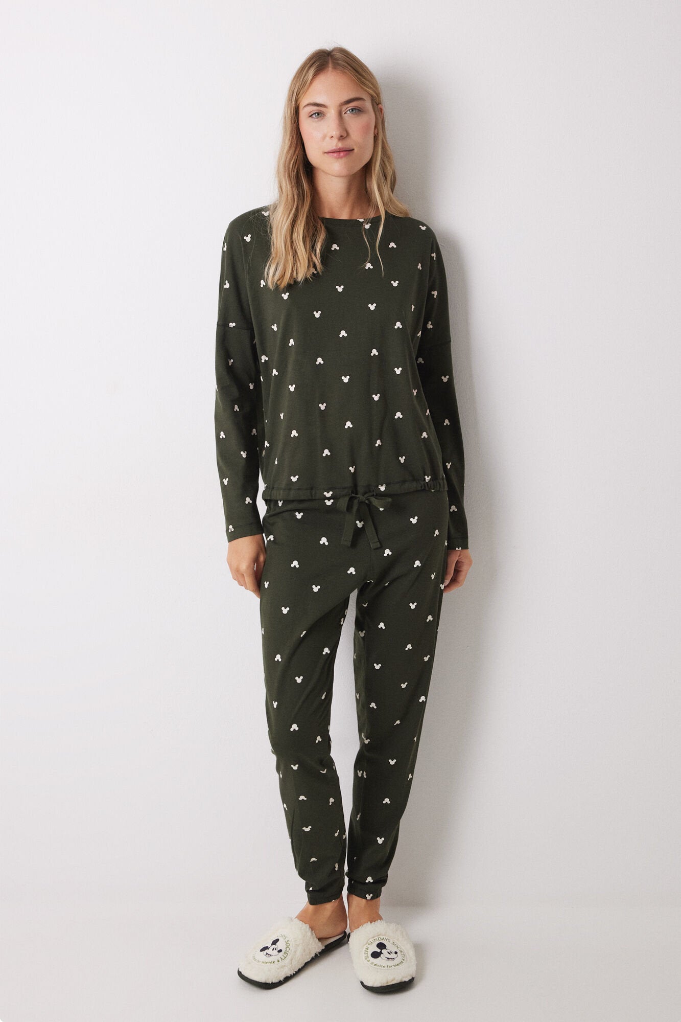 Women Secret_Long Cotton Pajamas with Mickey Mouse Logo_3139843_91_03