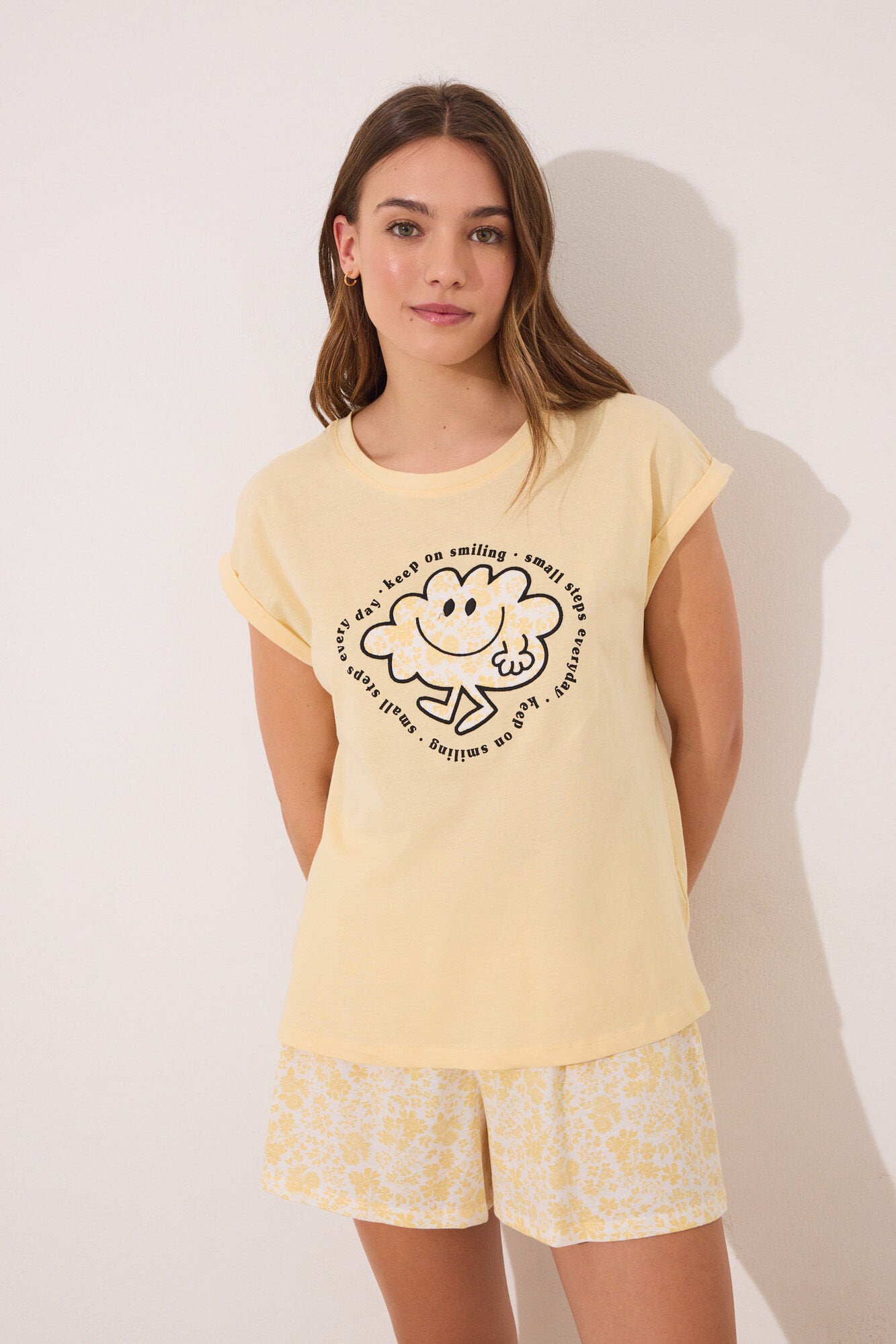 Women Secret_Yellow Smiley Cotton Short Pyjamas_3139873_05_01
