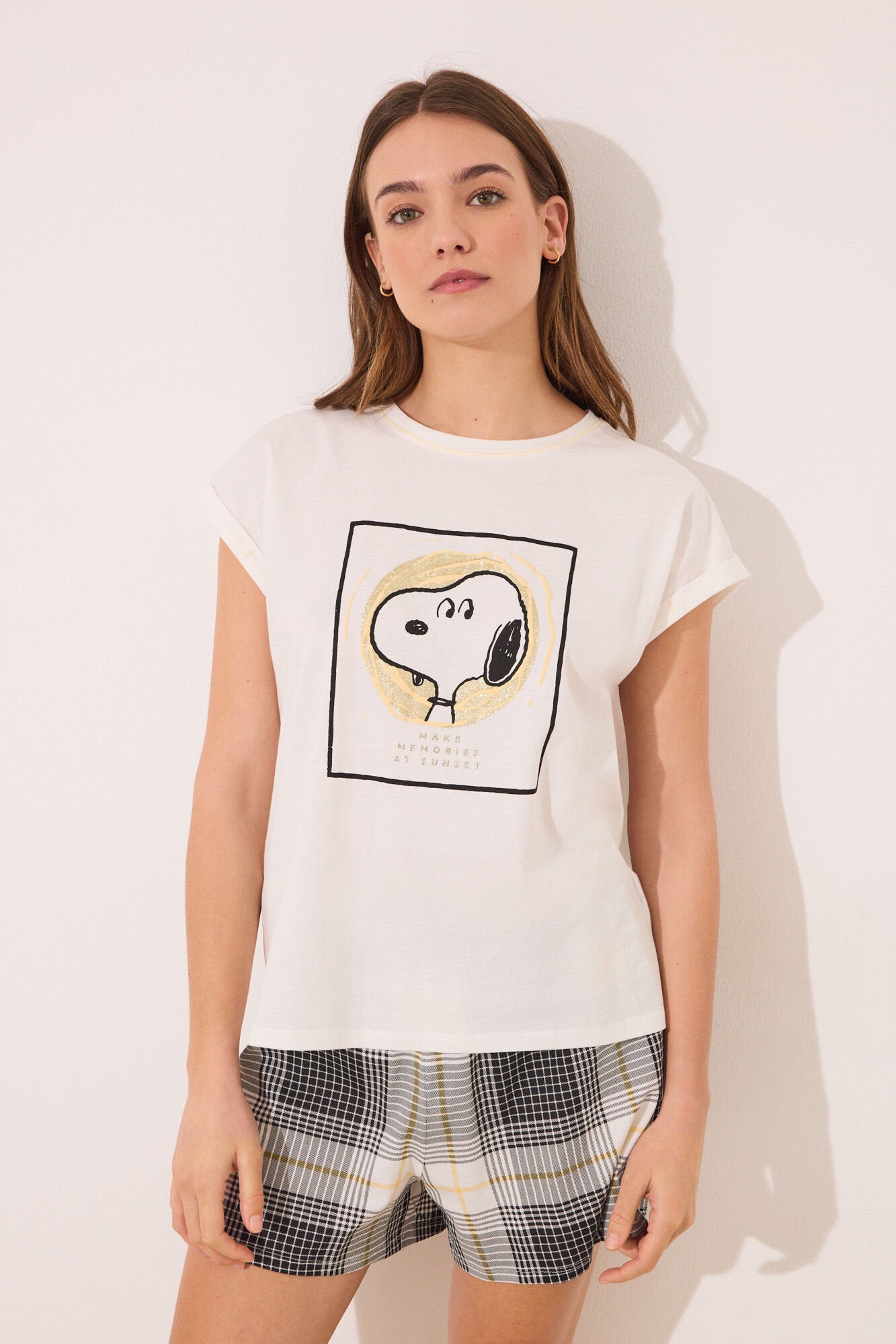 Women Secret_Snoopy Cotton Short Pyjamas with Checkered Pattern_3139874_96_01