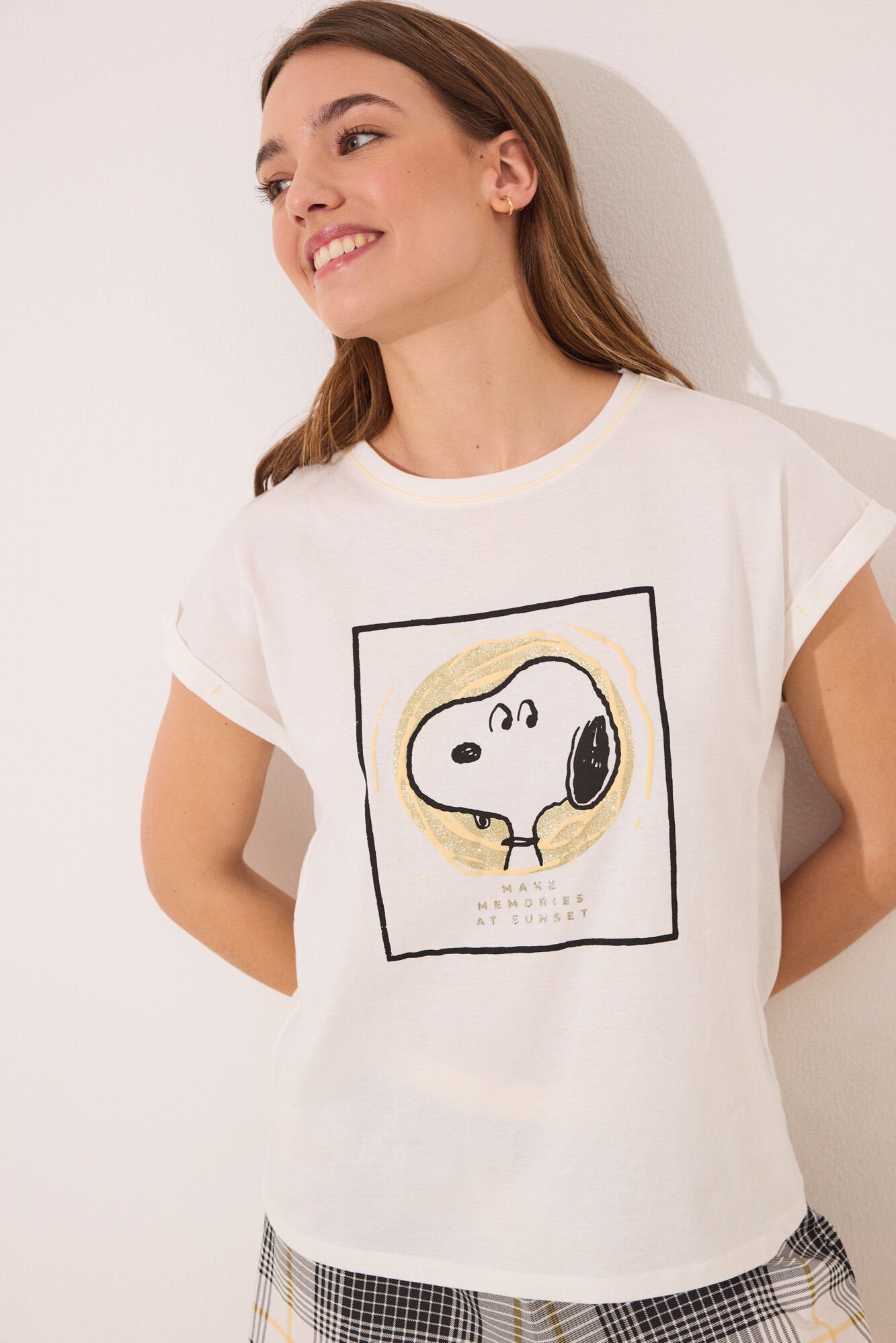 Women Secret_Snoopy Cotton Short Pyjamas with Checkered Pattern_3139874_96_04